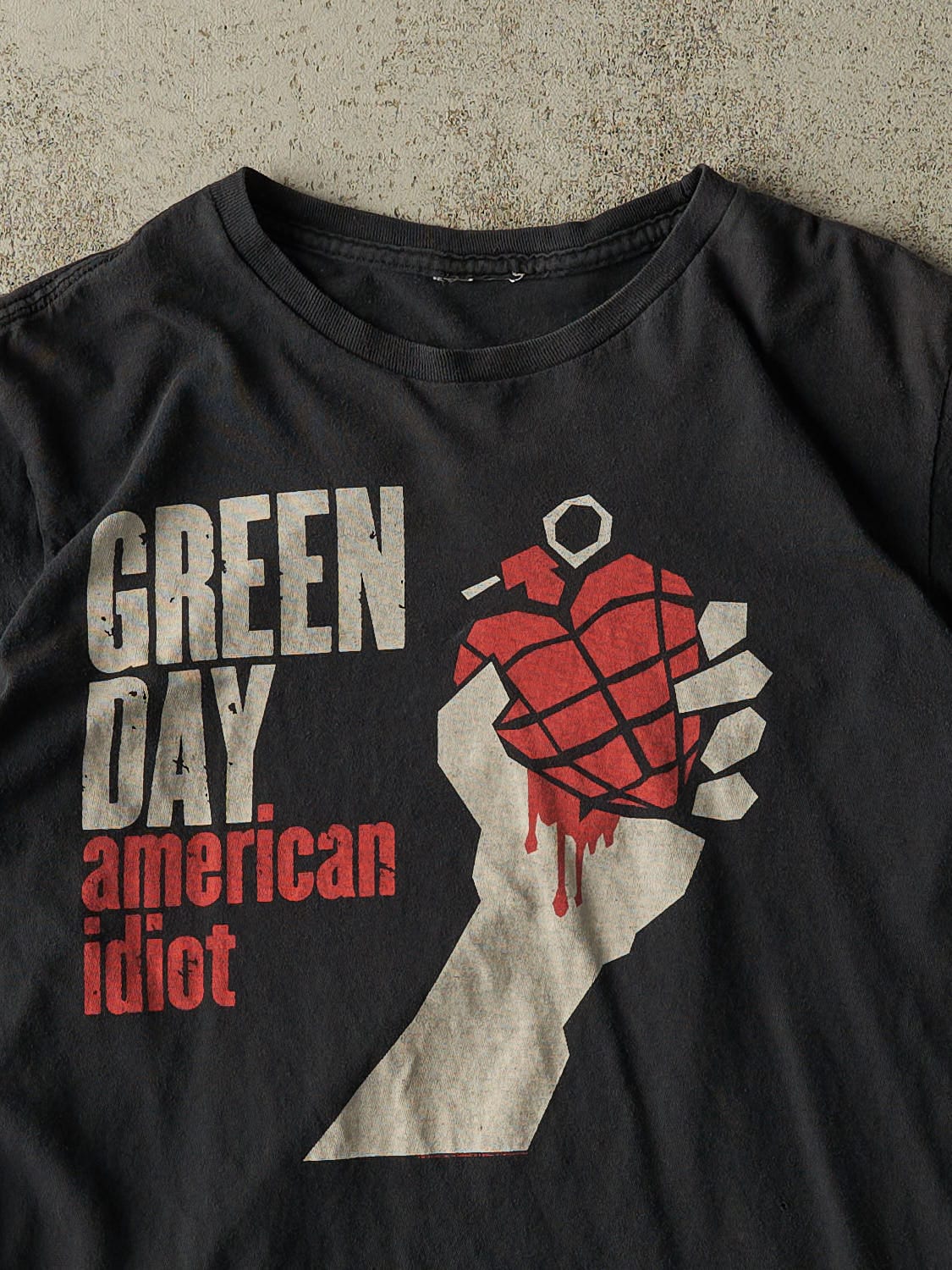 Vintage Y2K Black Green Day American Idiot Tee (S)