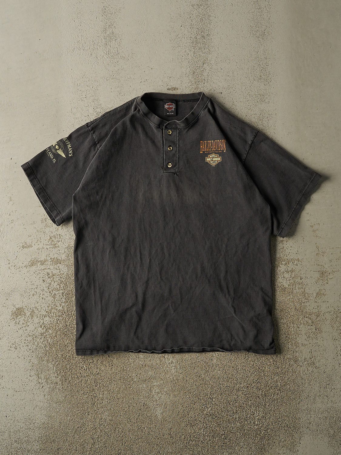 Vintage 97' Faded Black Harley Davidson Quarter Button Tee (L/XL)