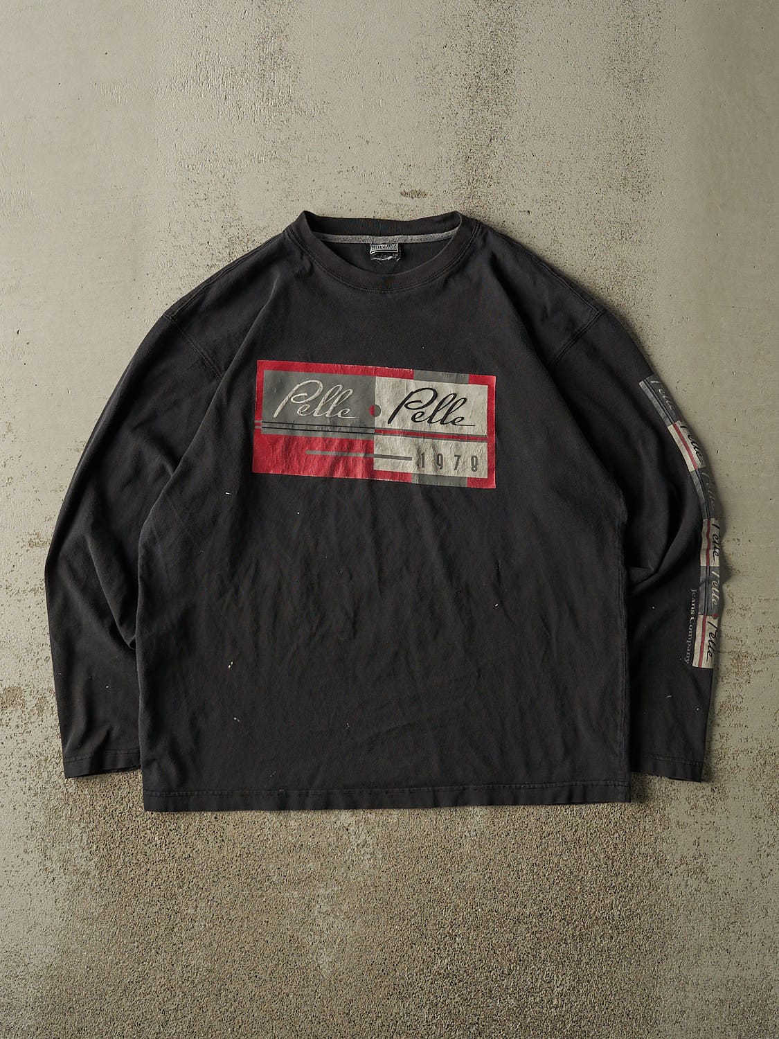 Vintage 90s Faded Black Pelle Pelle Long Sleeve (L)