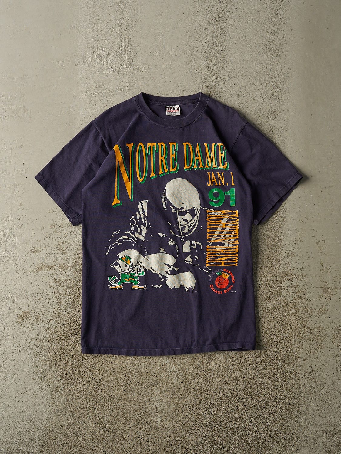 Vintage 91' Navy Blue University of Notre Dame Fighting Irish Football Tee (S/M)