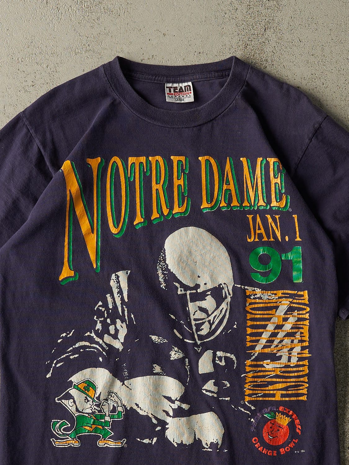Vintage 91' Navy Blue University of Notre Dame Fighting Irish Football Tee (S/M)