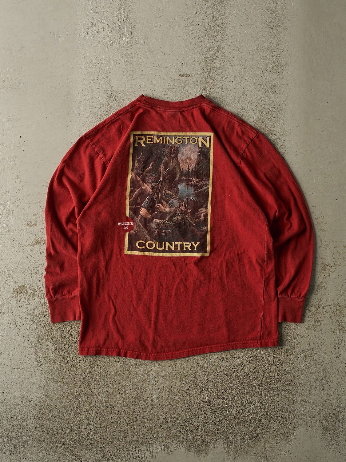 Vintage Y2K Red Remington Long Sleeve (L)