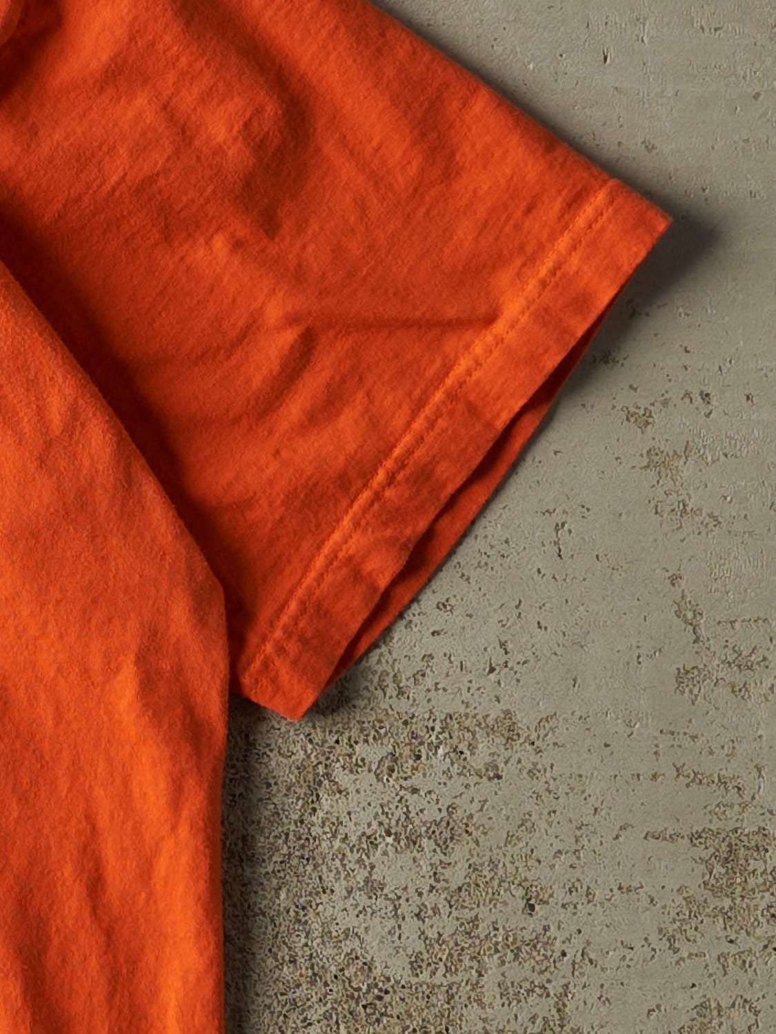 Vintage Y2K Orange Guess Tee (M)