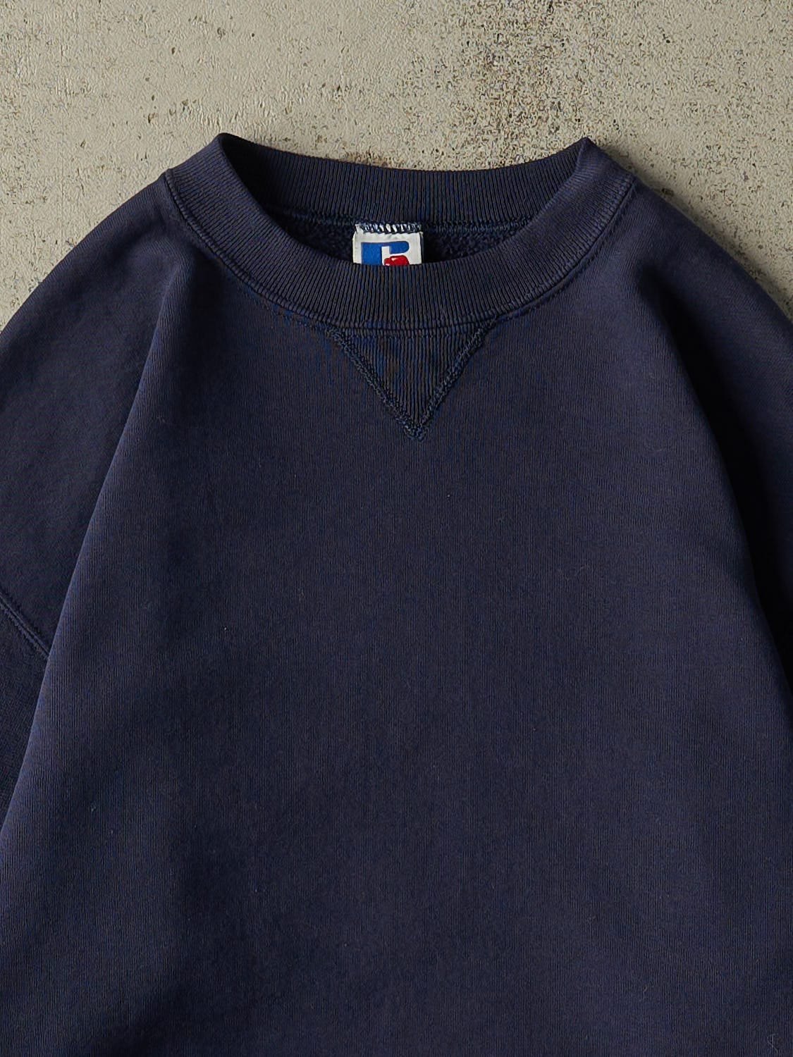 Vintage 90s Navy Blue Russell Athletic Blank Crewneck (S/M)