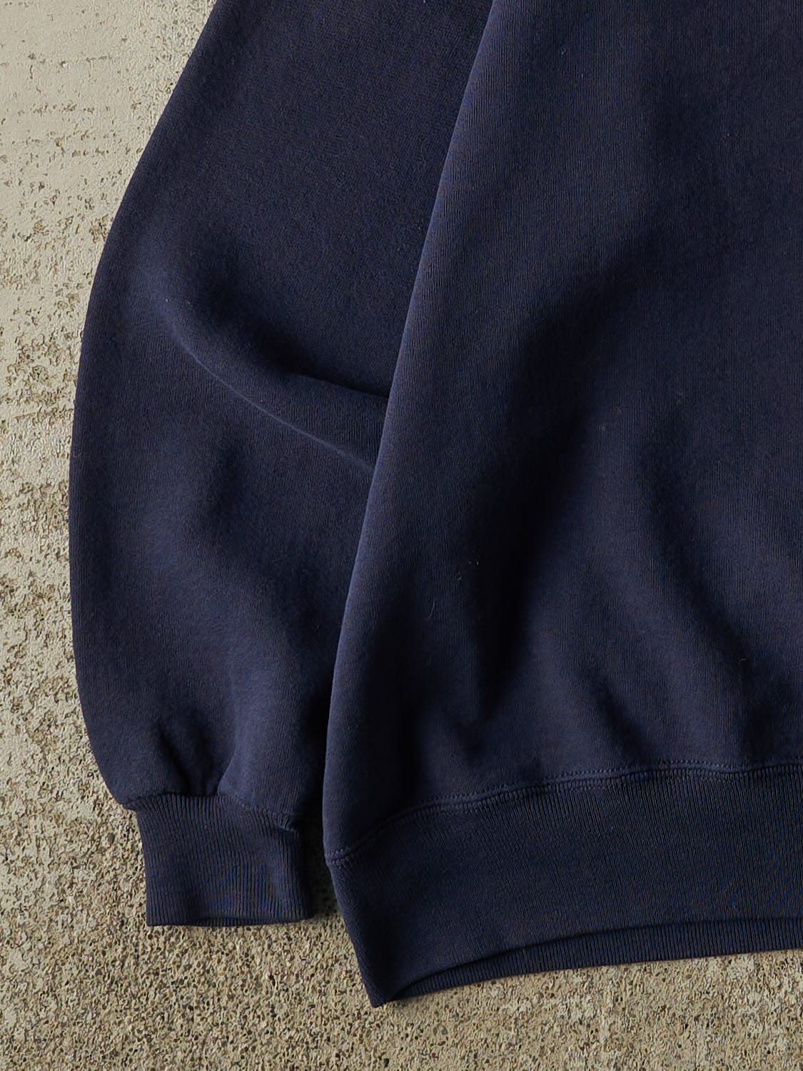 Vintage 90s Navy Blue Russell Athletic Blank Crewneck (S/M)