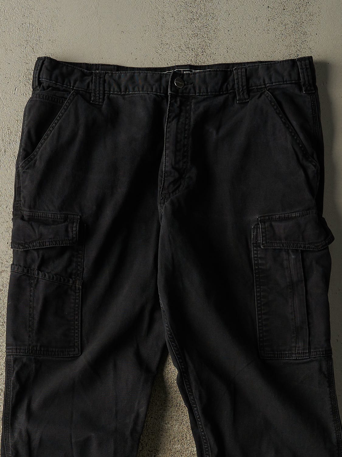 Vintage Y2K Black Carhartt Cargo Work Pants (37x30.5)