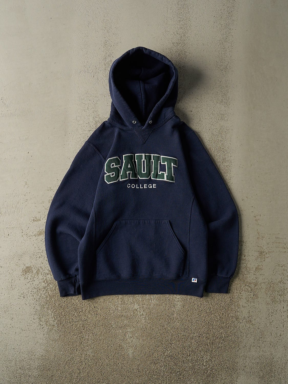 Vintage Y2K Navy Blue Russell Athletic Sault College Hoodie (S/M)