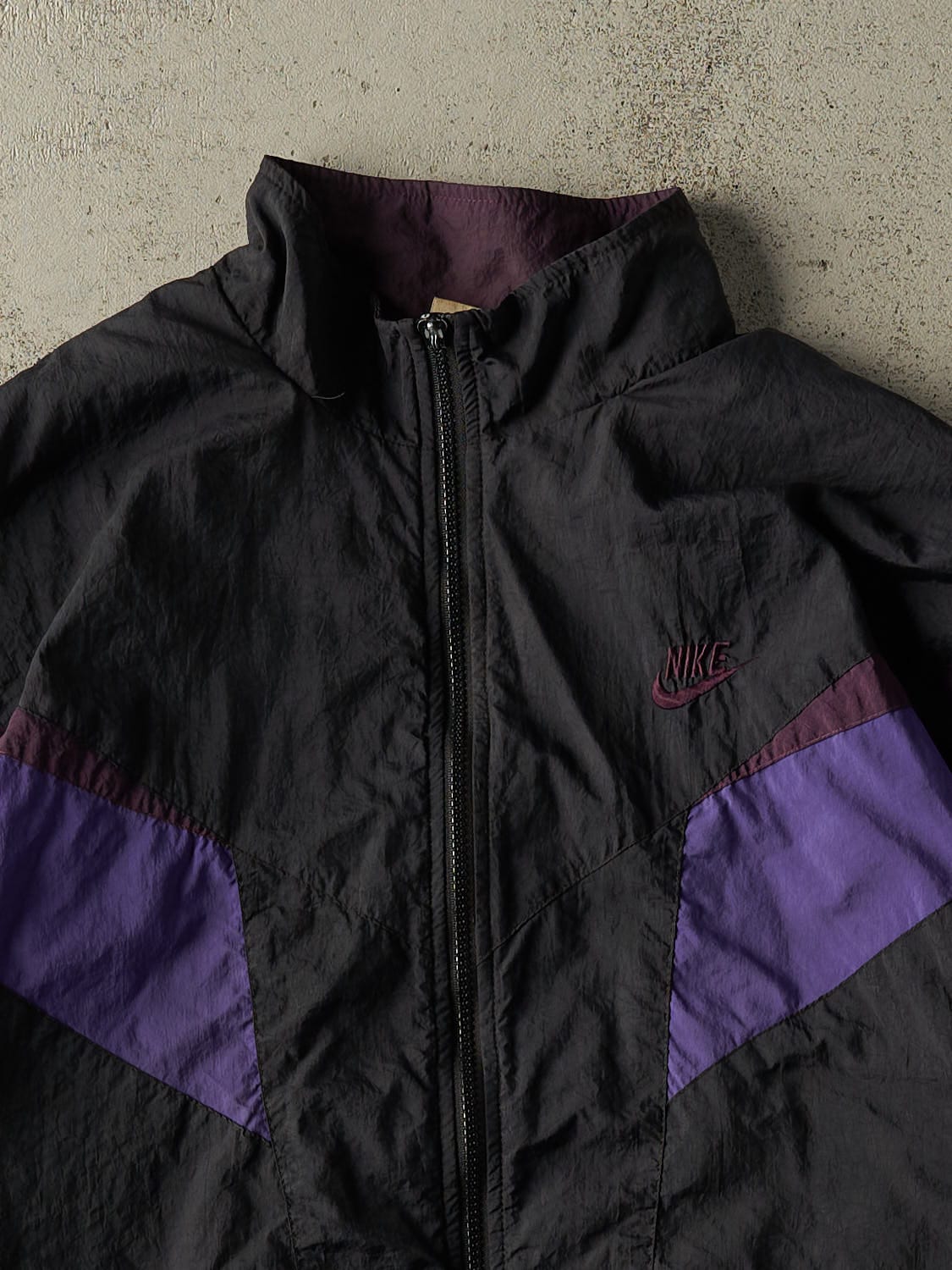 Vintage 90s Black & Purple Nike Embroidered Windbreaker Jacket (M/L)