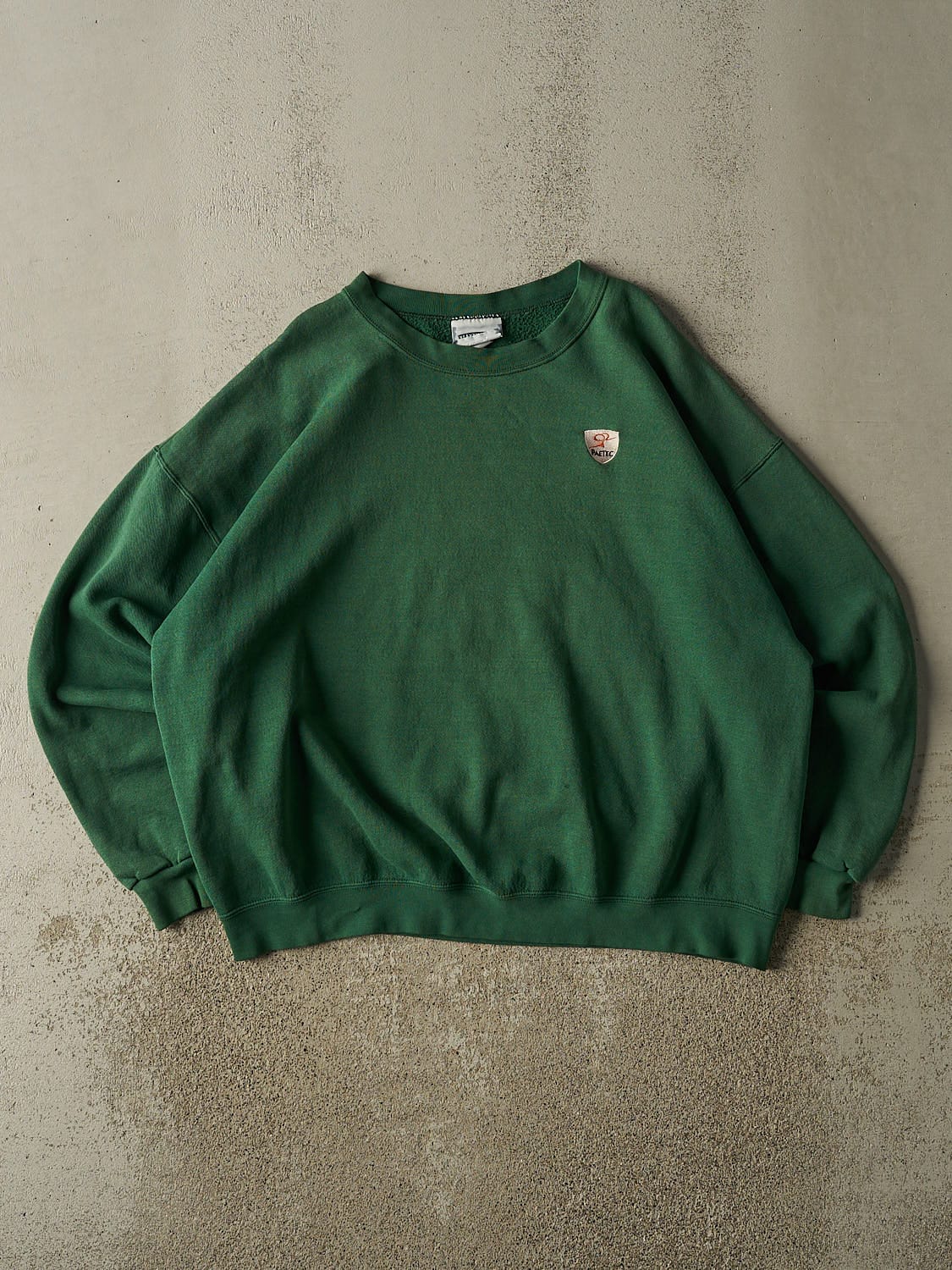 Vintage 90s Faded Green Paetec Embroidered Crewneck (XL/XXL)