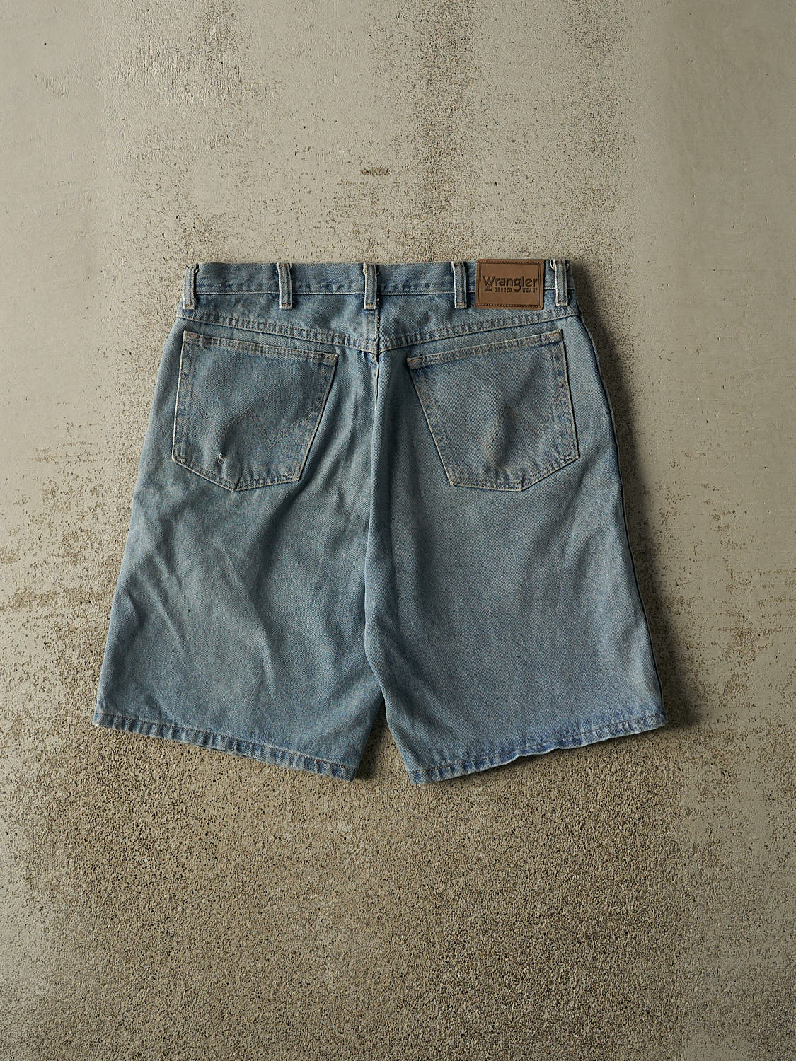 Vintage 90s Mid Wash Wrangler Jean Shorts (35x9.5)