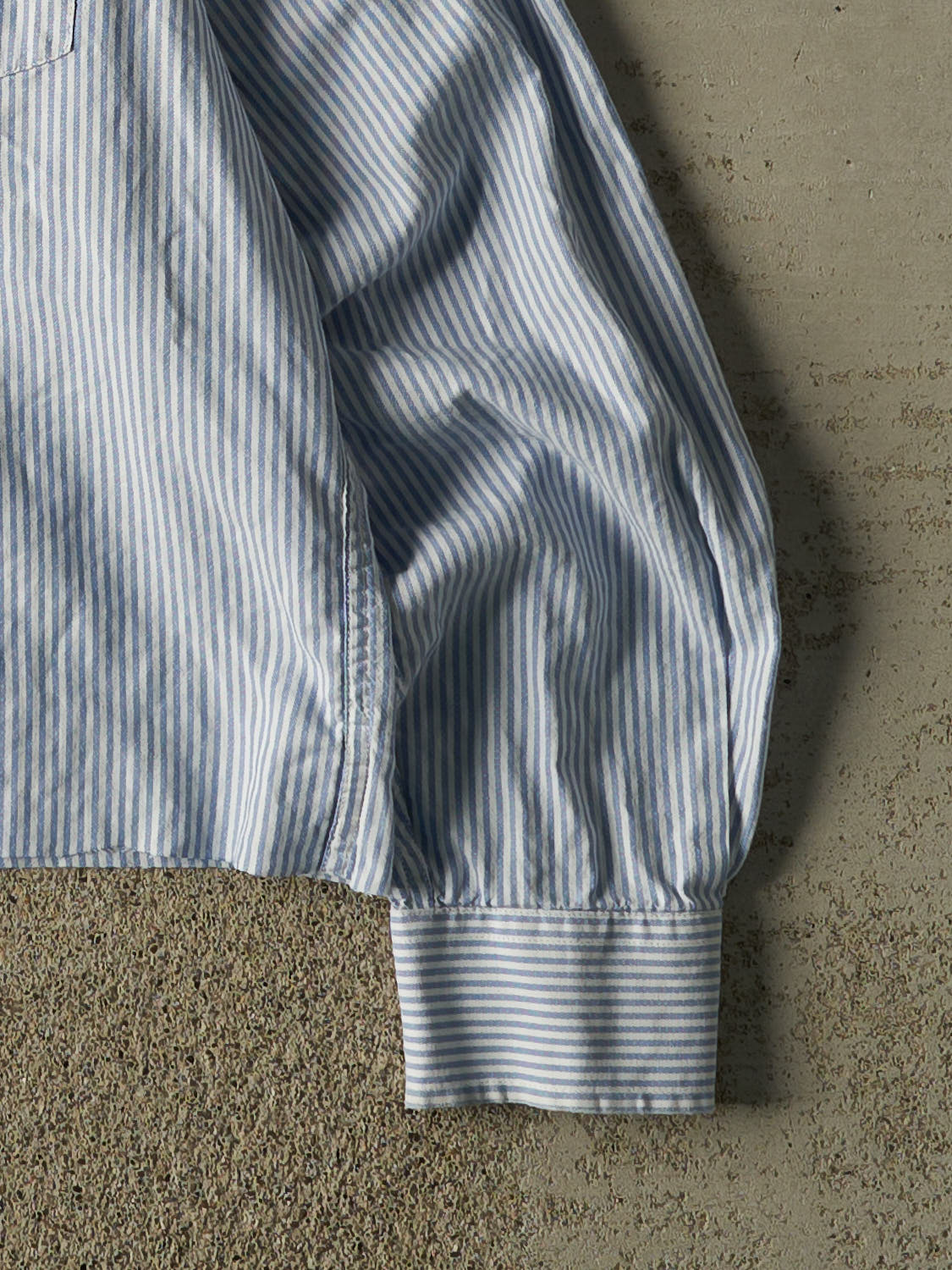 Vintage Y2K Blue Tommy Hilfiger Cropped Button Up Long Sleeve (S/M)