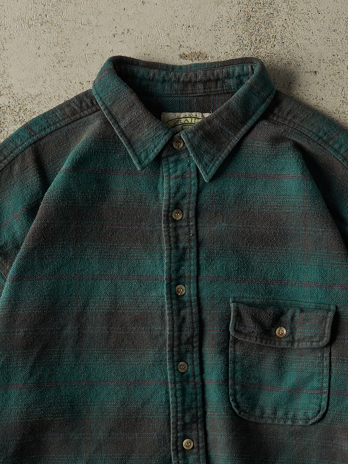 Vintage 90s Green Flannel Cropped Button Up Long Sleeve (M/L)