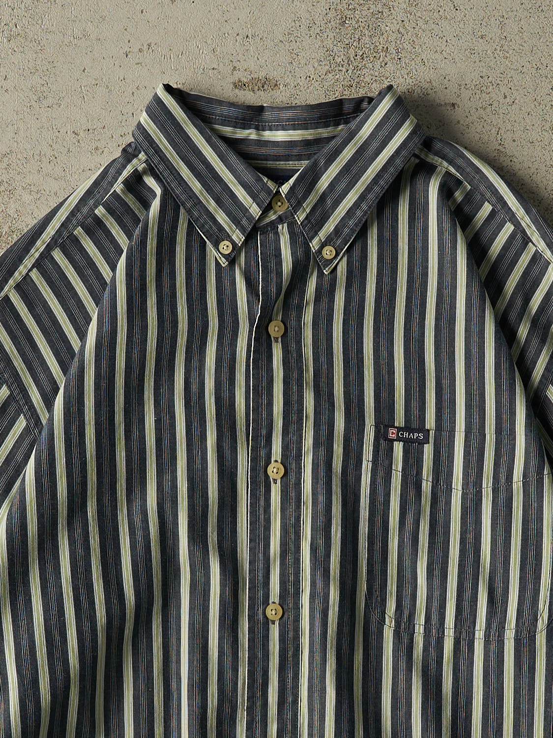 Vintage Y2K Grey Chaps Striped Cropped Button Up Long Sleeve (M)