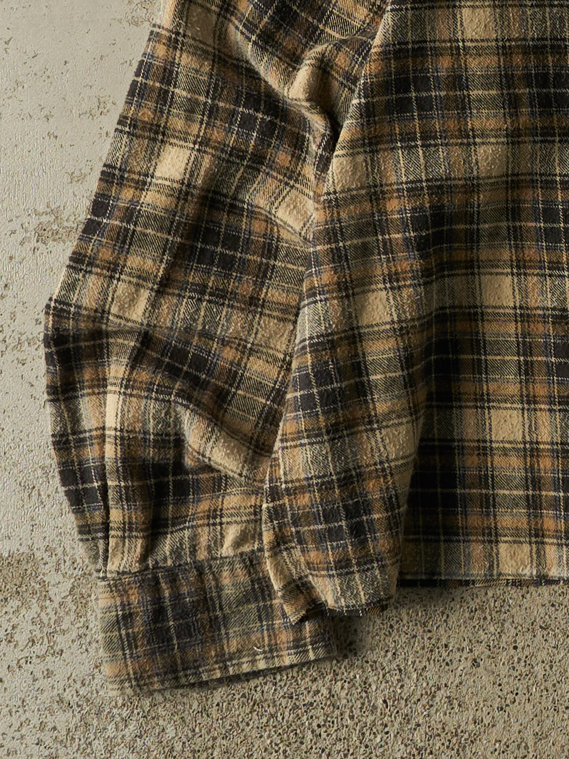 Vintage 90s Beige Northwest Territory Cropped Button Up Long Sleeve (M)