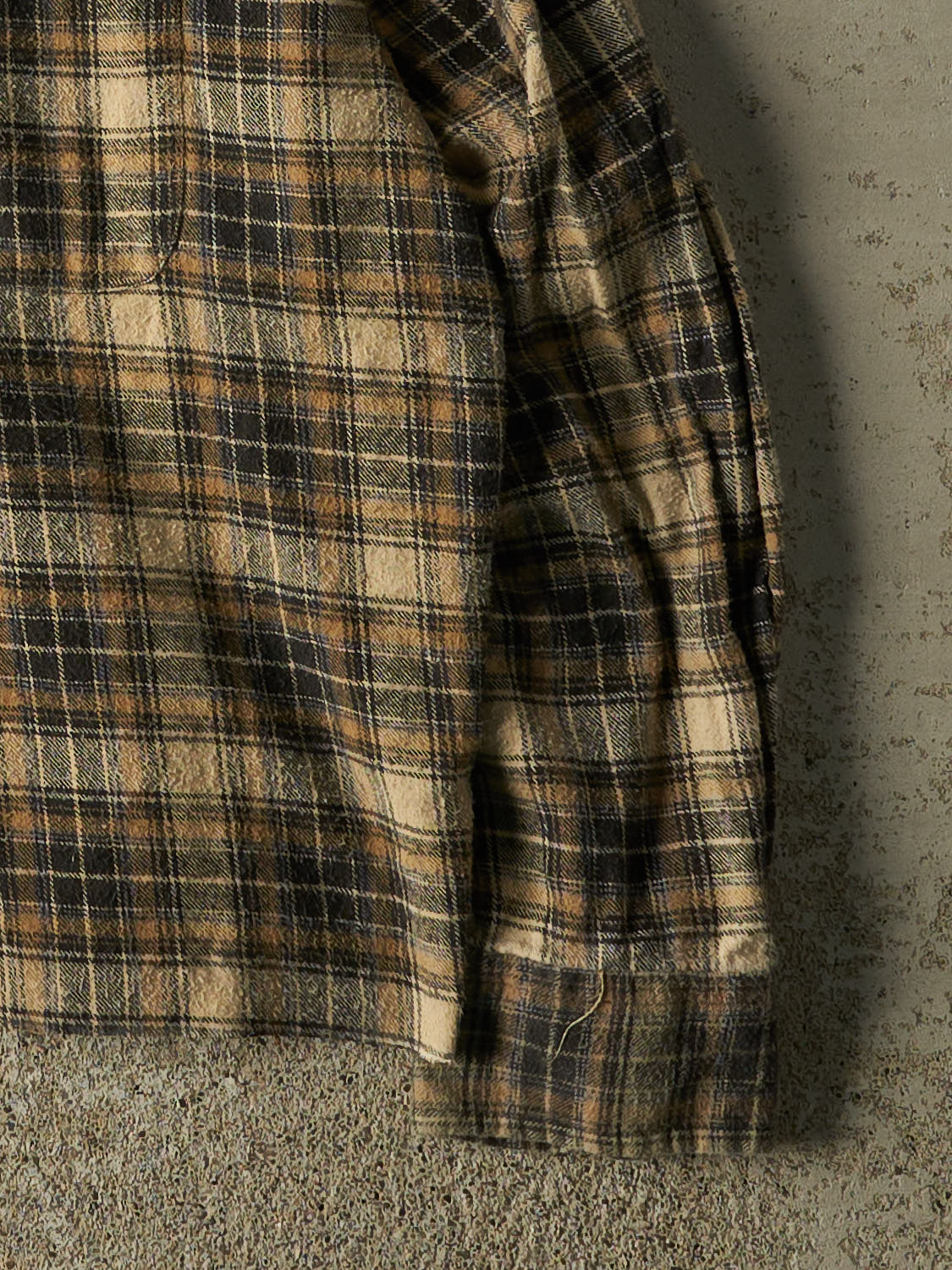 Vintage 90s Beige Northwest Territory Cropped Button Up Long Sleeve (M)