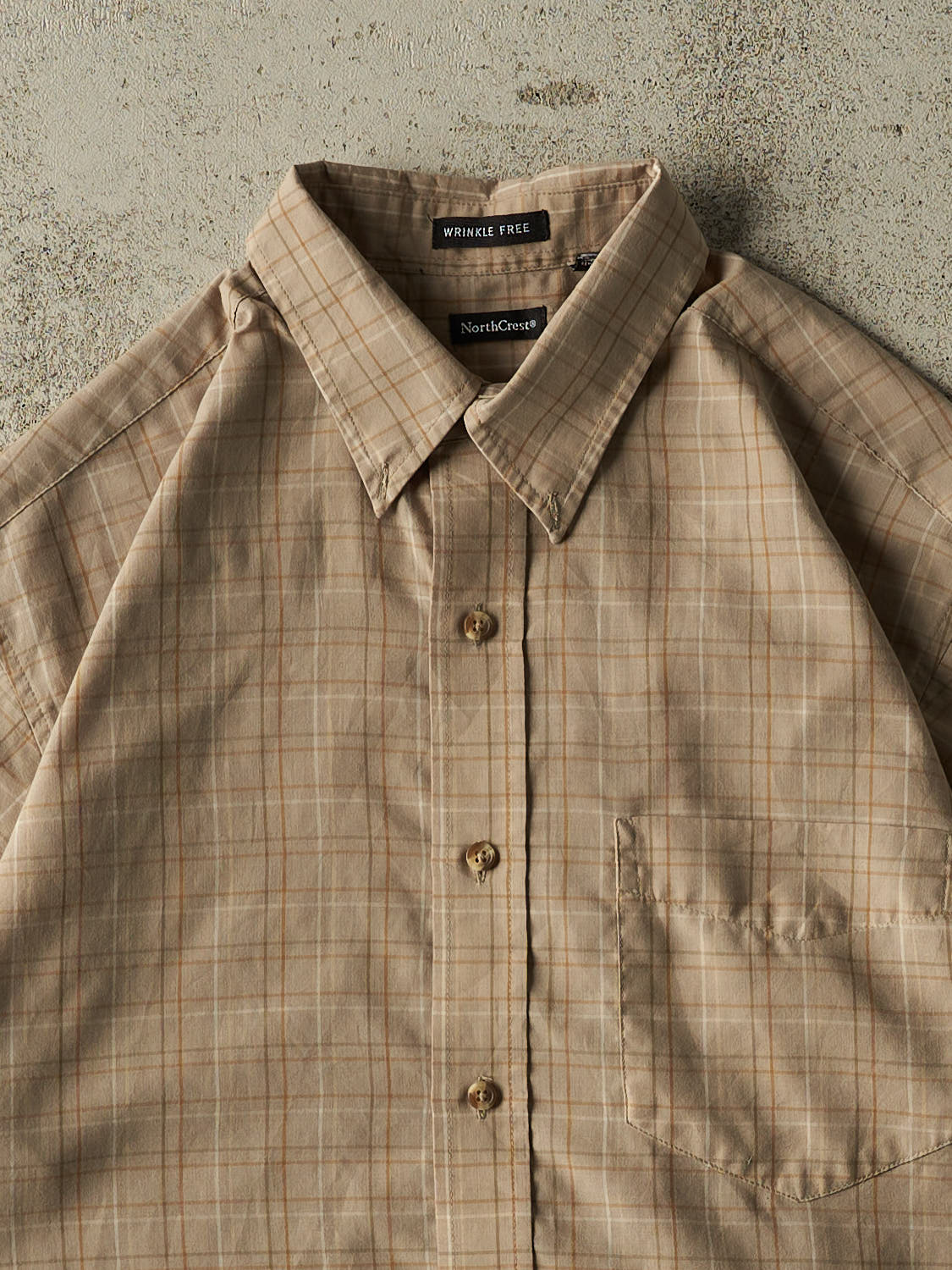 Vintage Y2K Beige Cropped Button Up Tee (XS/S)