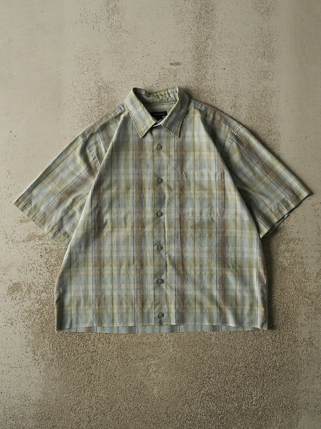 Vintage Y2K Green Van Heusen Cropped Button Up Tee (M)