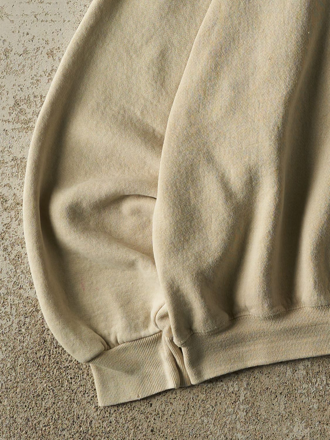 Vintage 90s Beige Russell Athletic Blank Crewneck (L/XL)