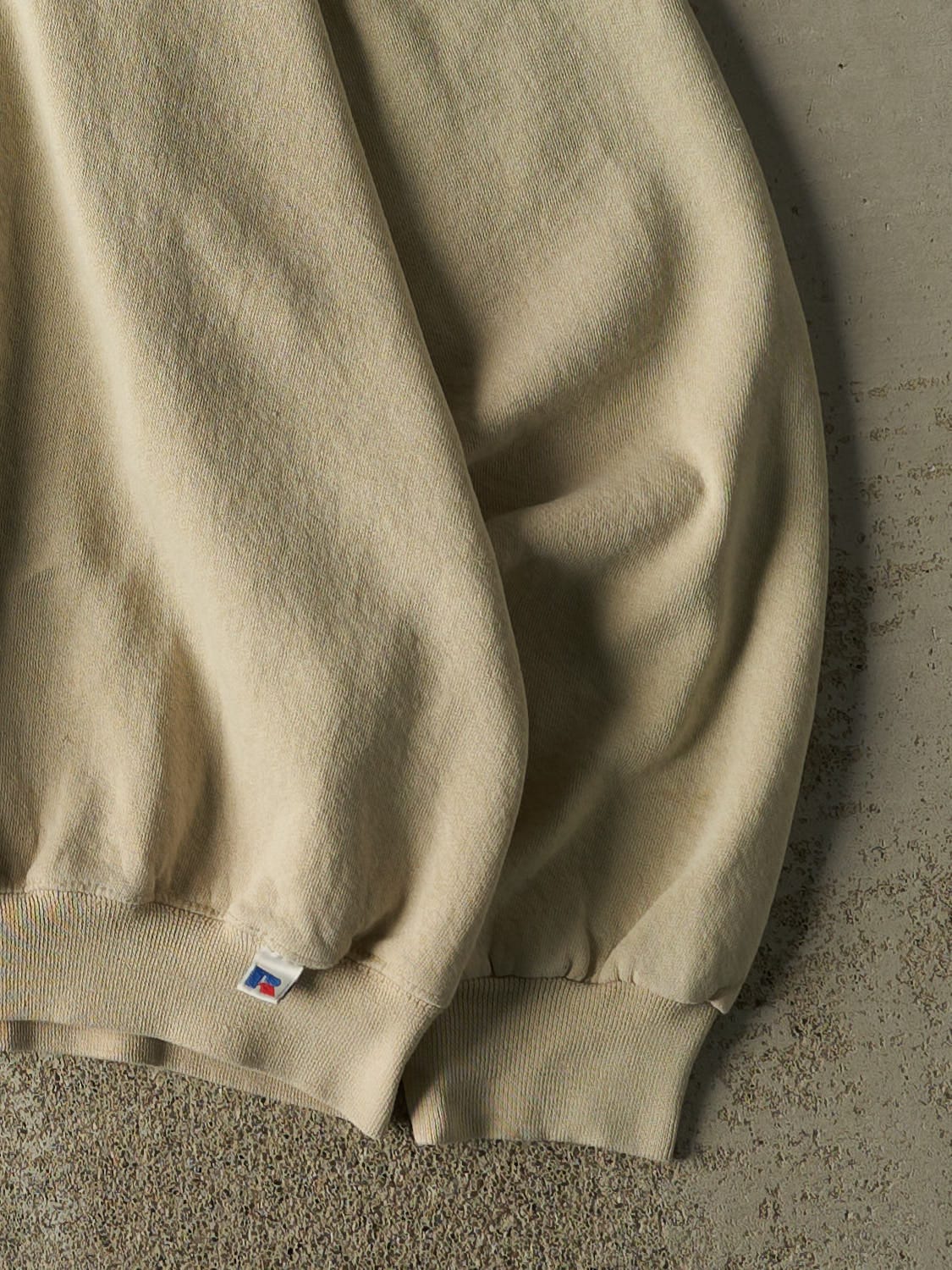 Vintage 90s Beige Russell Athletic Blank Crewneck (L/XL)