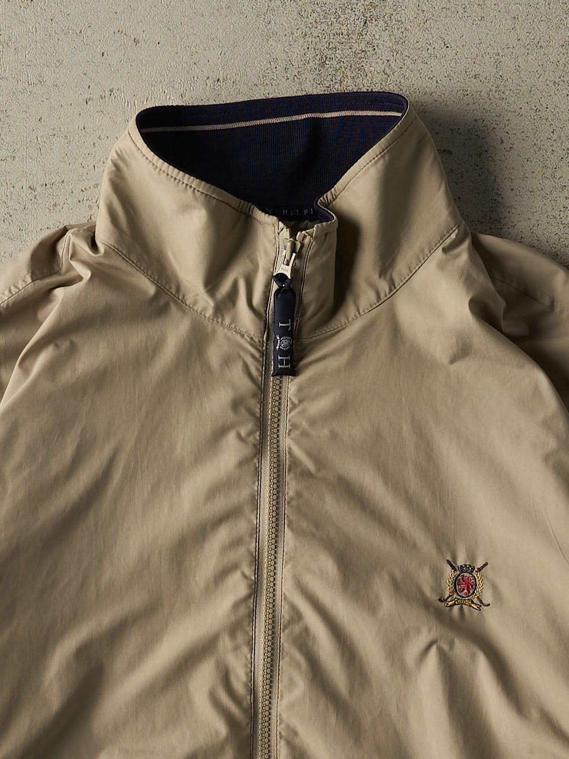 Vintage 90s Beige Tommy Hilfiger Golf Windbreaker Jacket (L/XL)