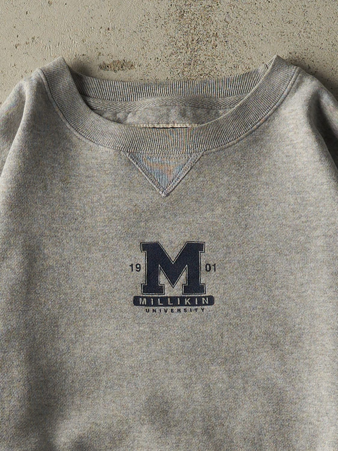Vintage 90s Grey Millikin University Crewneck (L)