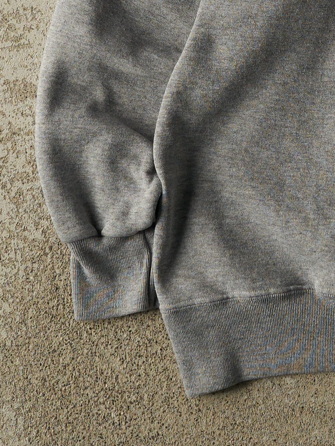 Vintage 90s Grey CCNY Embroidered Crewneck (L/XL)