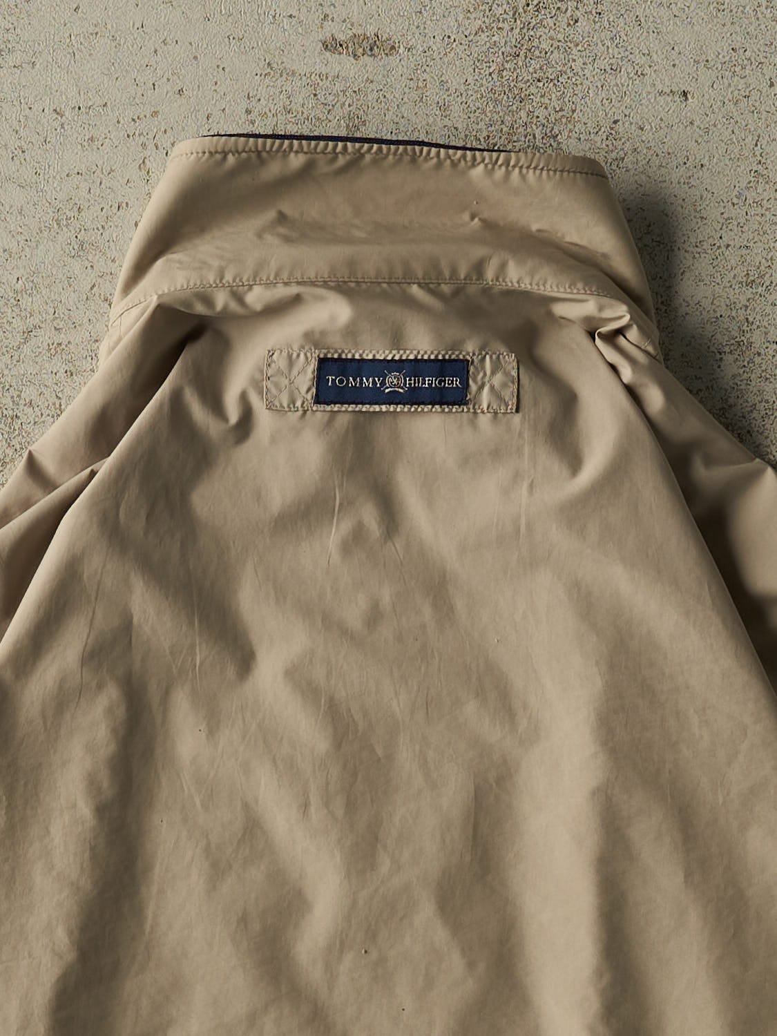 Vintage 90s Beige Tommy Hilfiger Golf Windbreaker Jacket (L/XL)