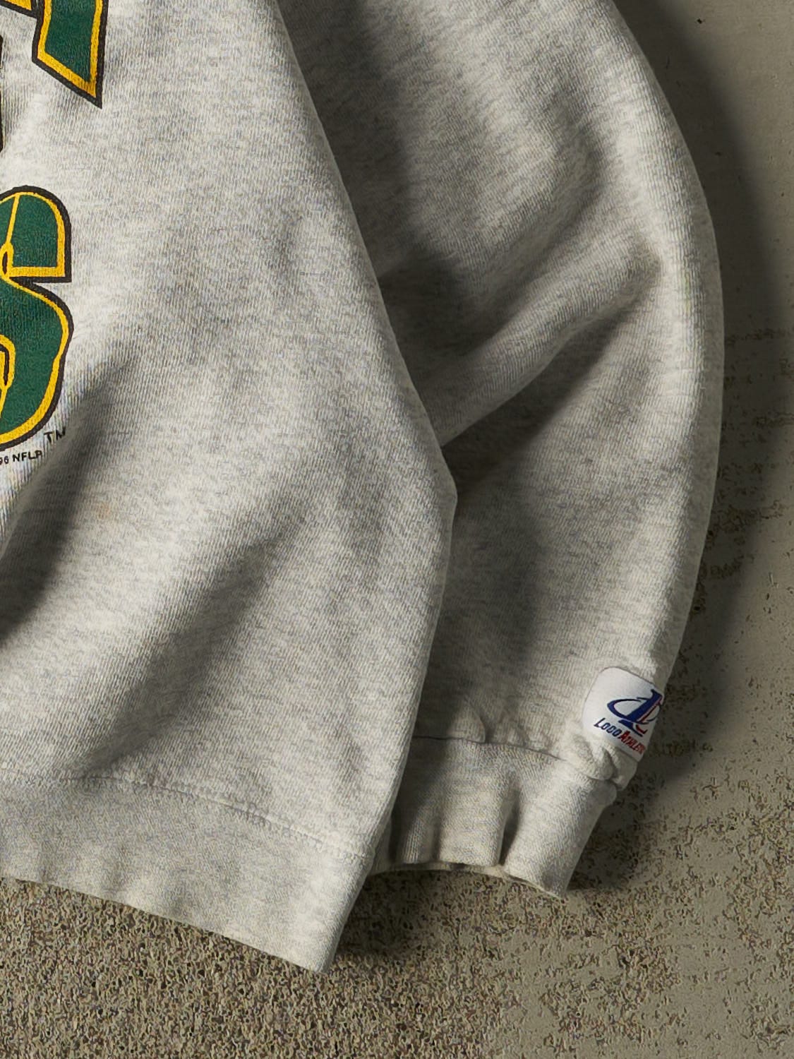 Vintage 96' Heather Grey Green Bay Packers NFC Champions Crewneck (M)