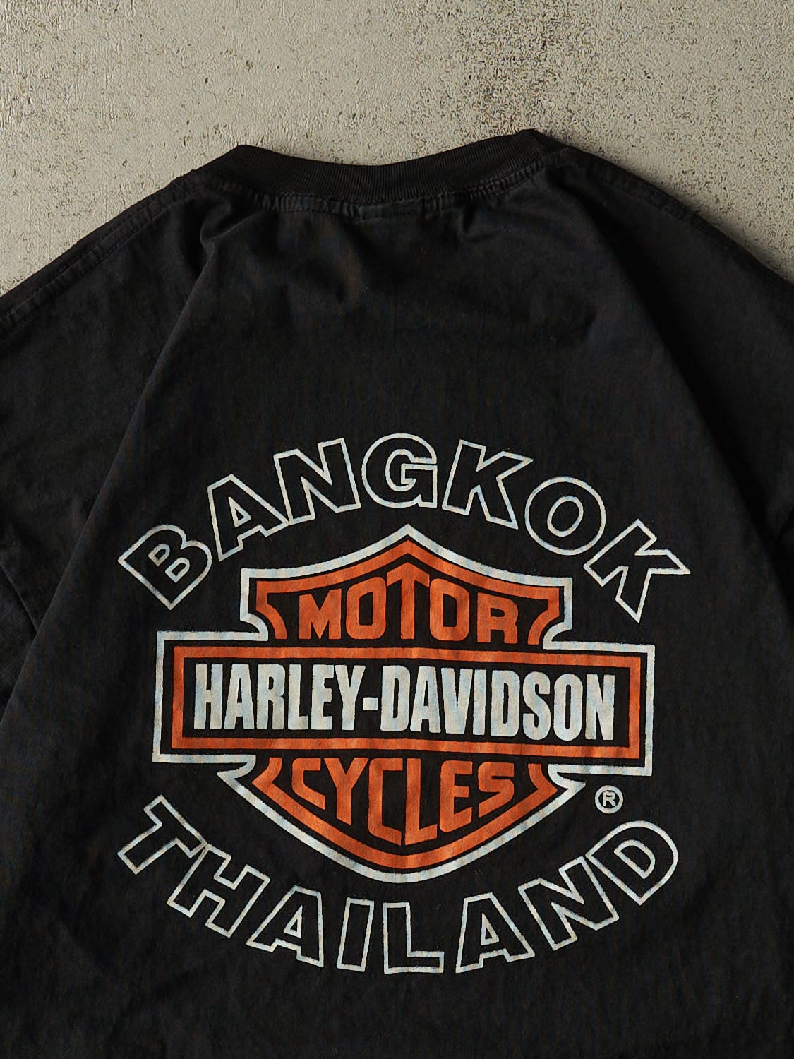 Vintage Y2K Black Harley Davidson Bangkok Thailand Tee (L/XL)