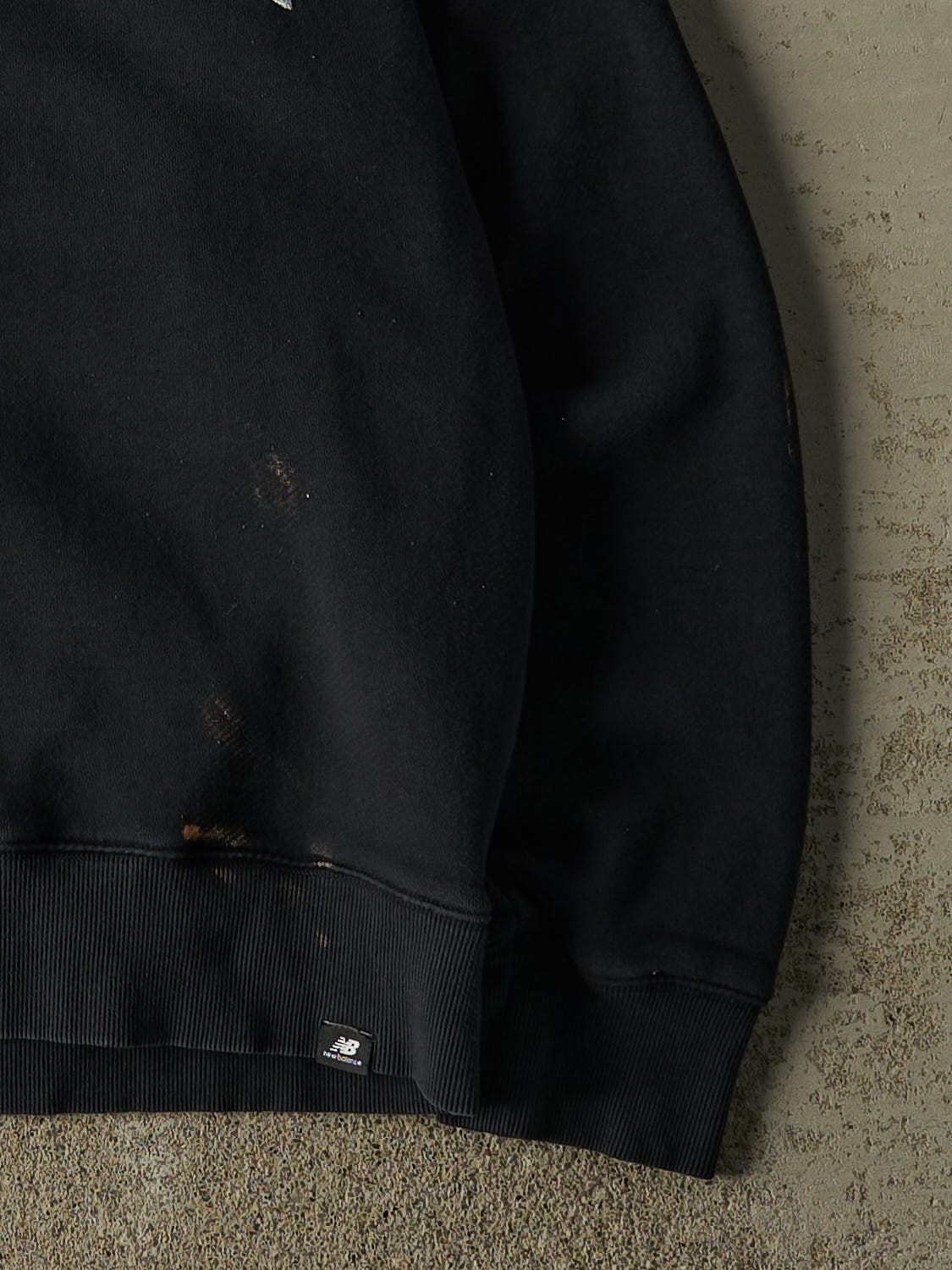 Vintage Y2K Black New Balance Embroidered Crewneck (L)
