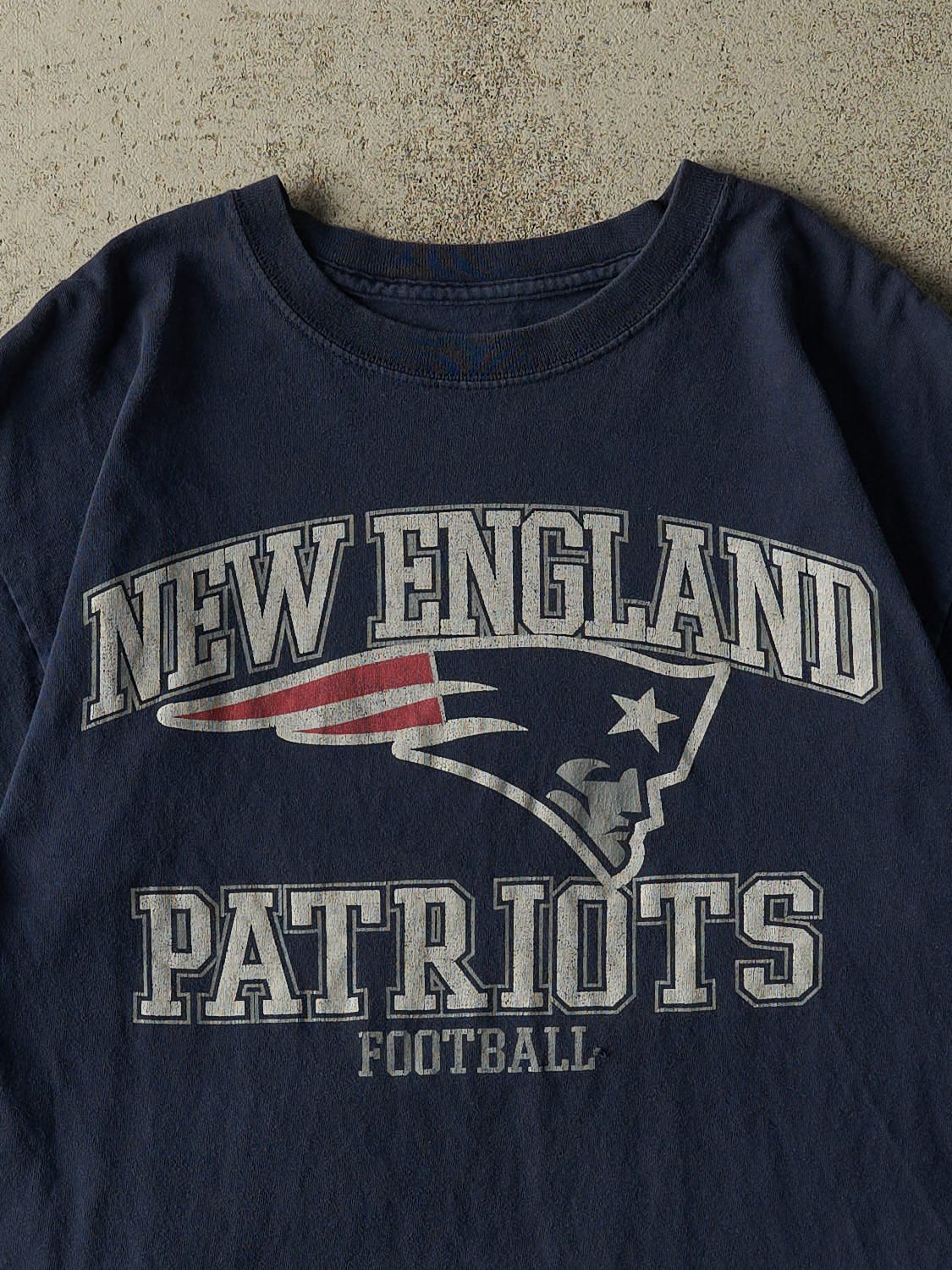 Vintage Y2K Navy Blue New England Patriots Tee (M)