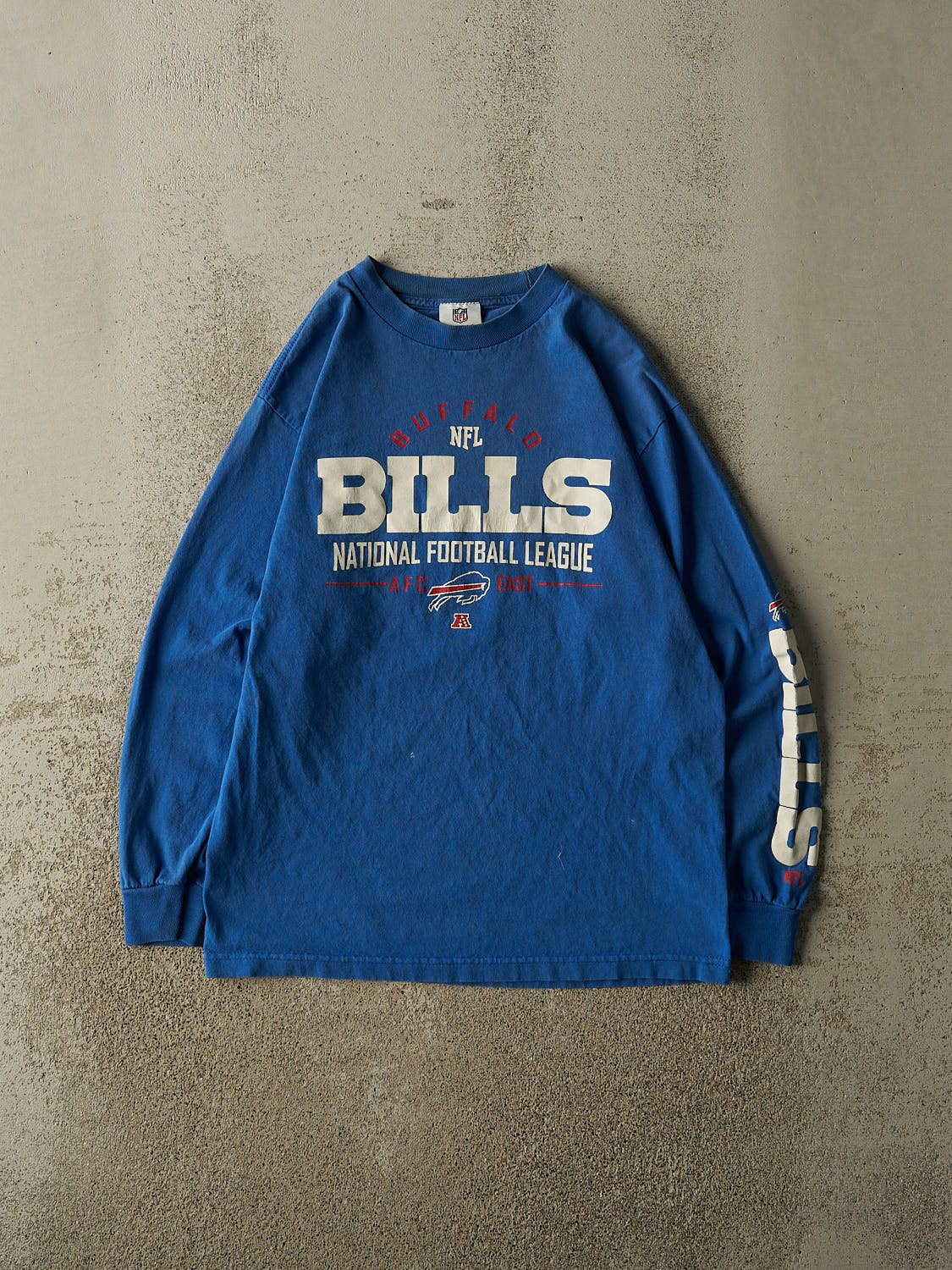 Vintage Y2K Blue Buffalo Bills Long Sleeve (S/M)