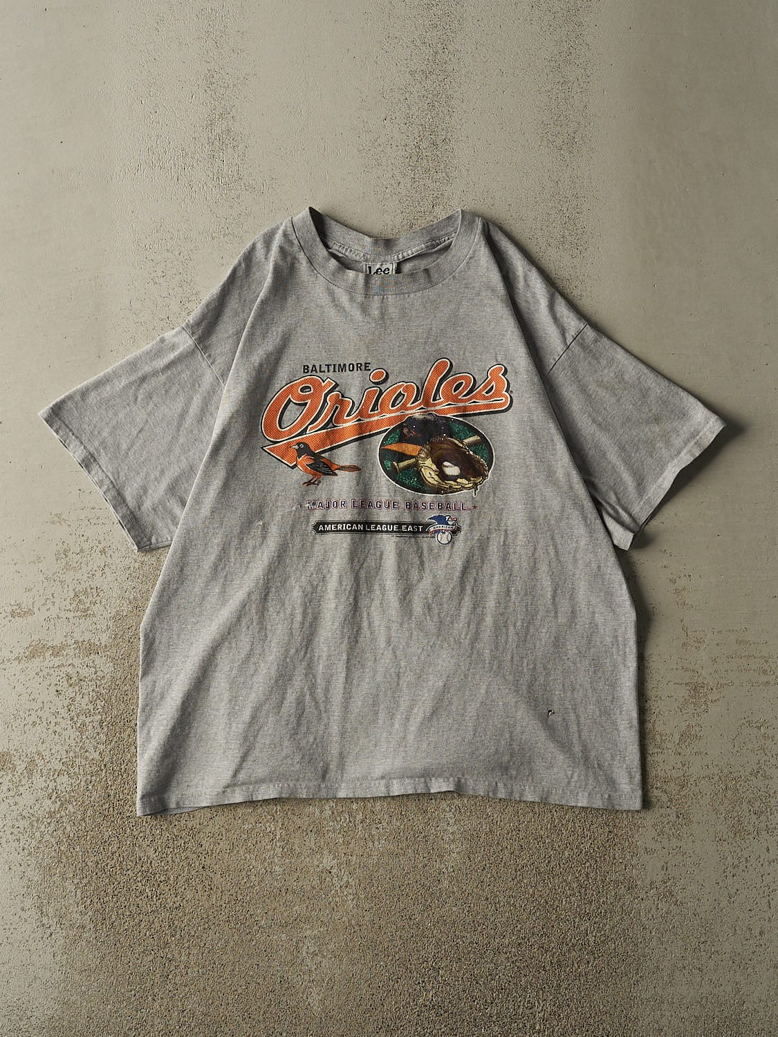 Vintage 02' Grey Baltimore Orioles Tee (XL)