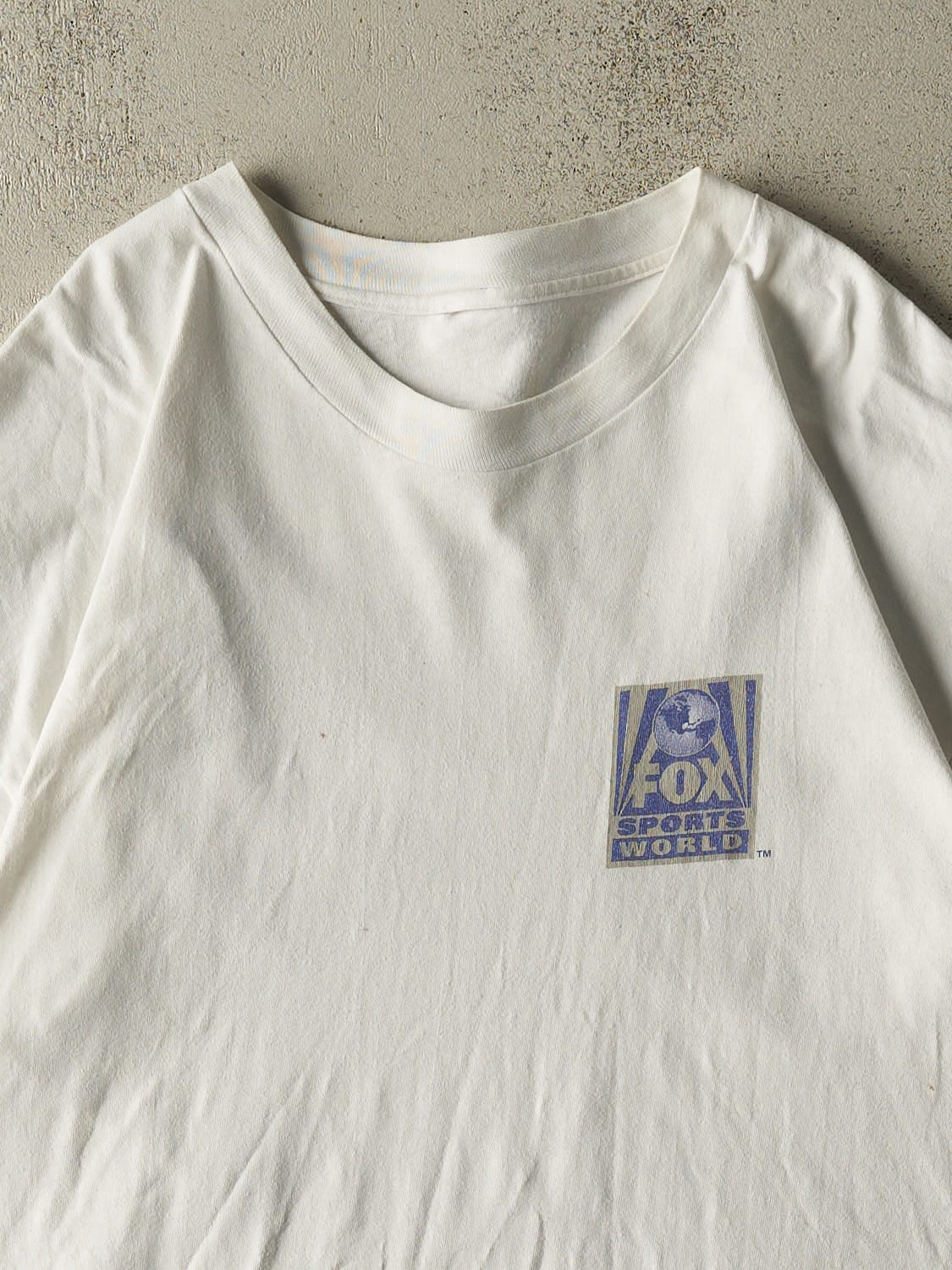 Vintage 90s White Fox Sports World Tee (L/XL)