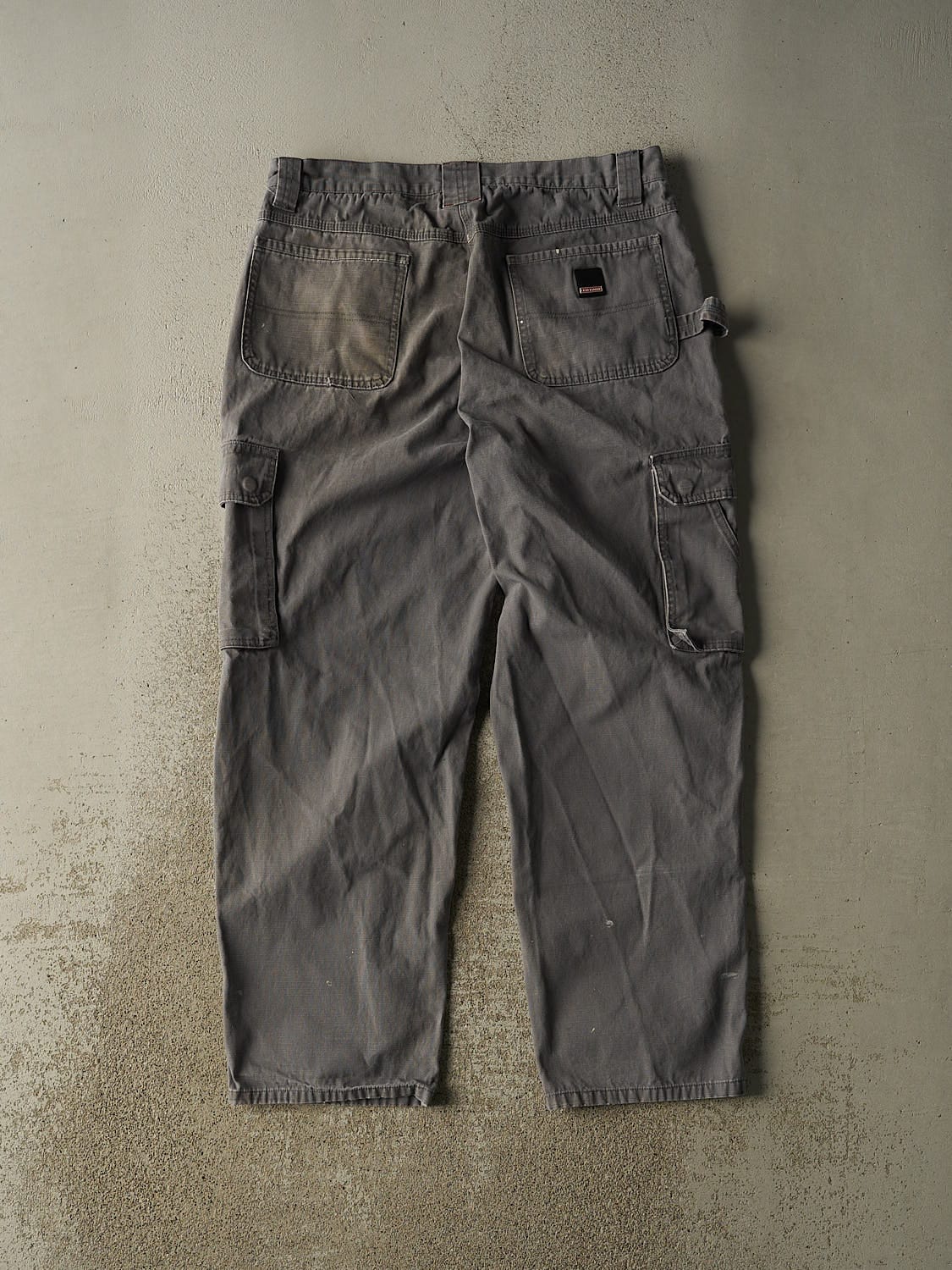 Vintage Y2K Grey Craftsman Cargo Utility Work Pants (34x30)