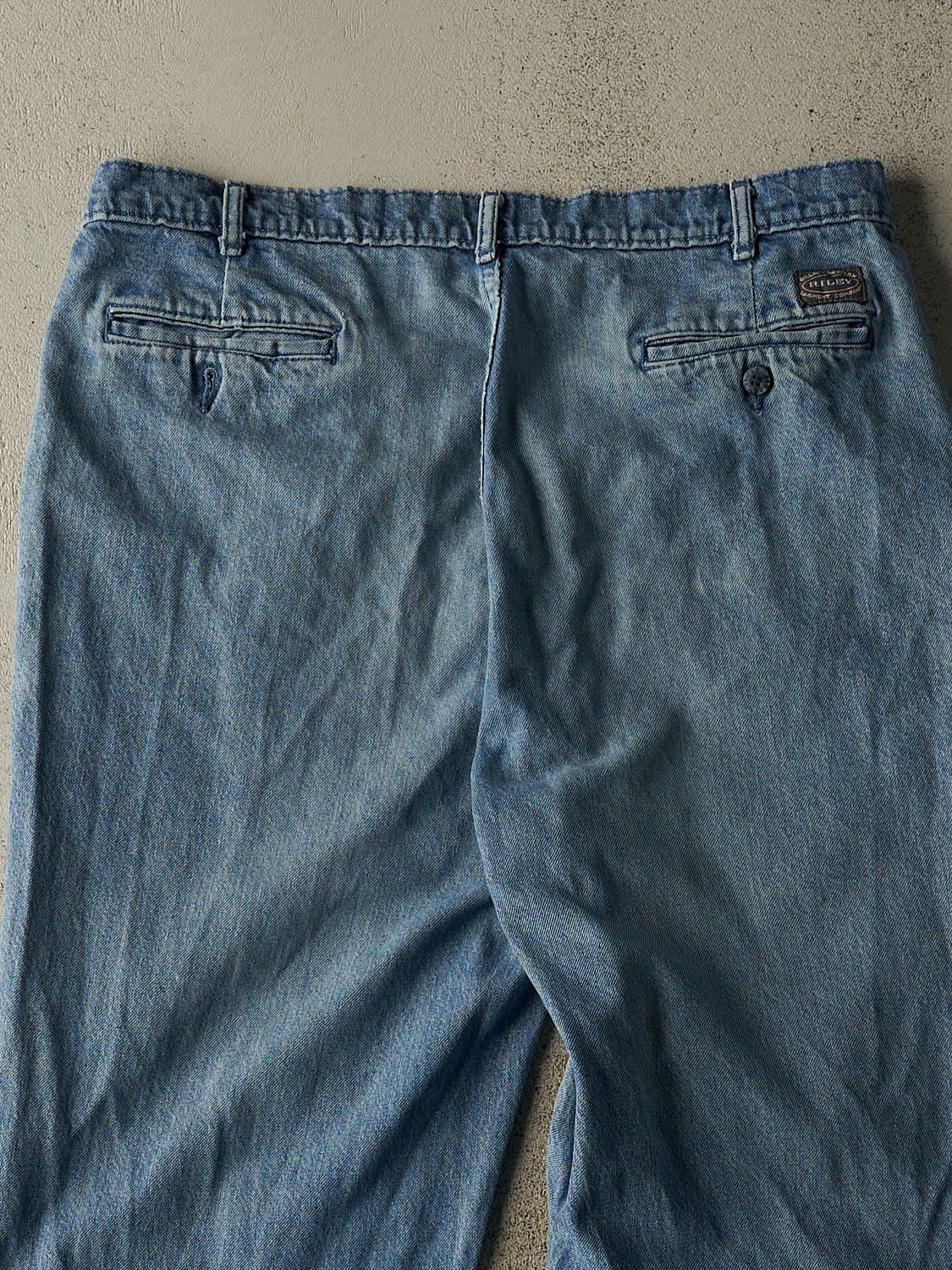 Vintage 90s Light Wash Pleated Jeans (35x28.5)