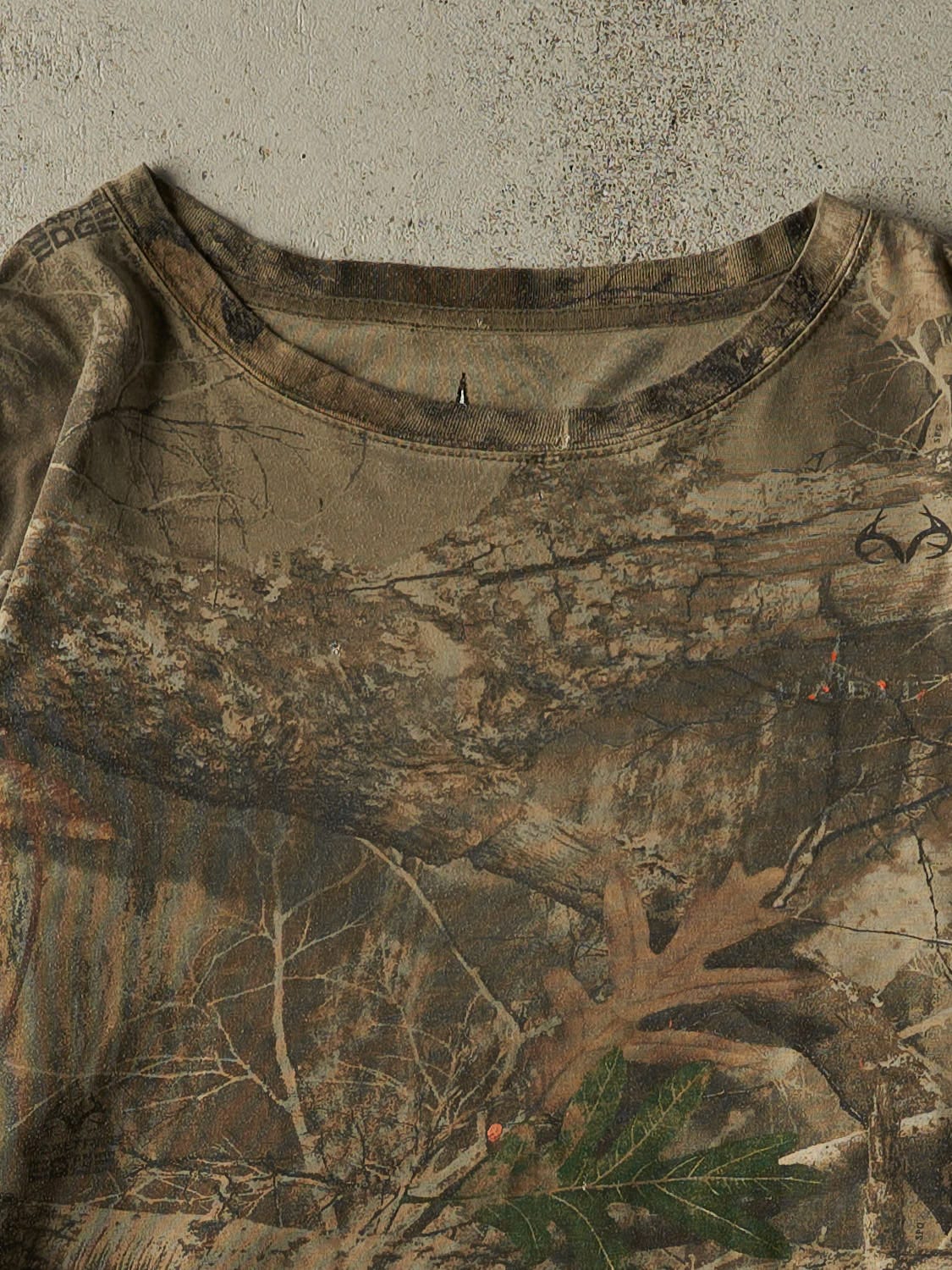 Vintage Y2K Camo Realtree Long Sleeve (L/XL)