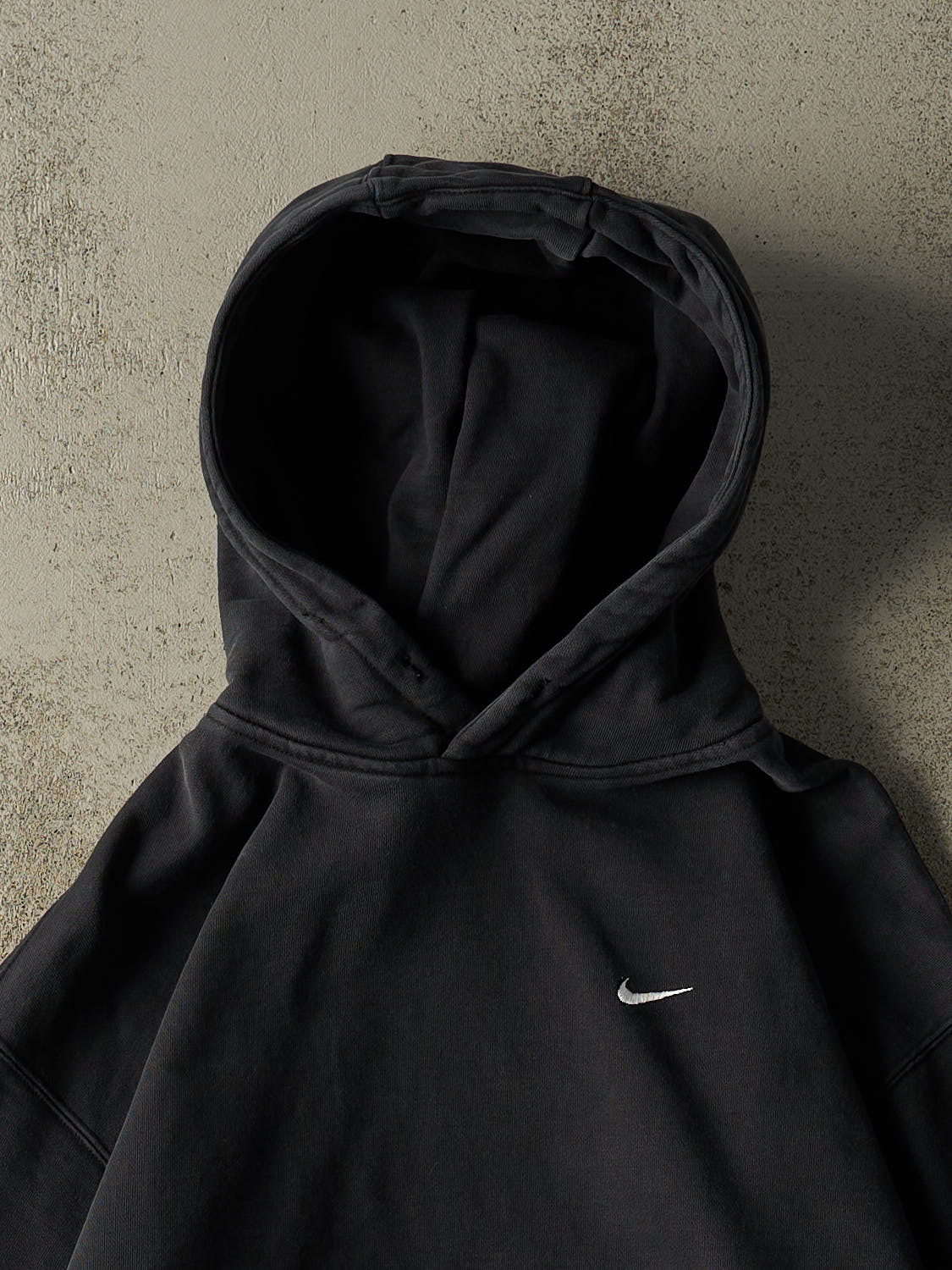 Vintage Y2K Black Nike Embroidered Hoodie (M/L)