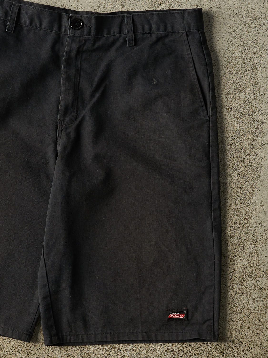 Vintage Y2K Black Dickies Work Shorts (38x12.5)