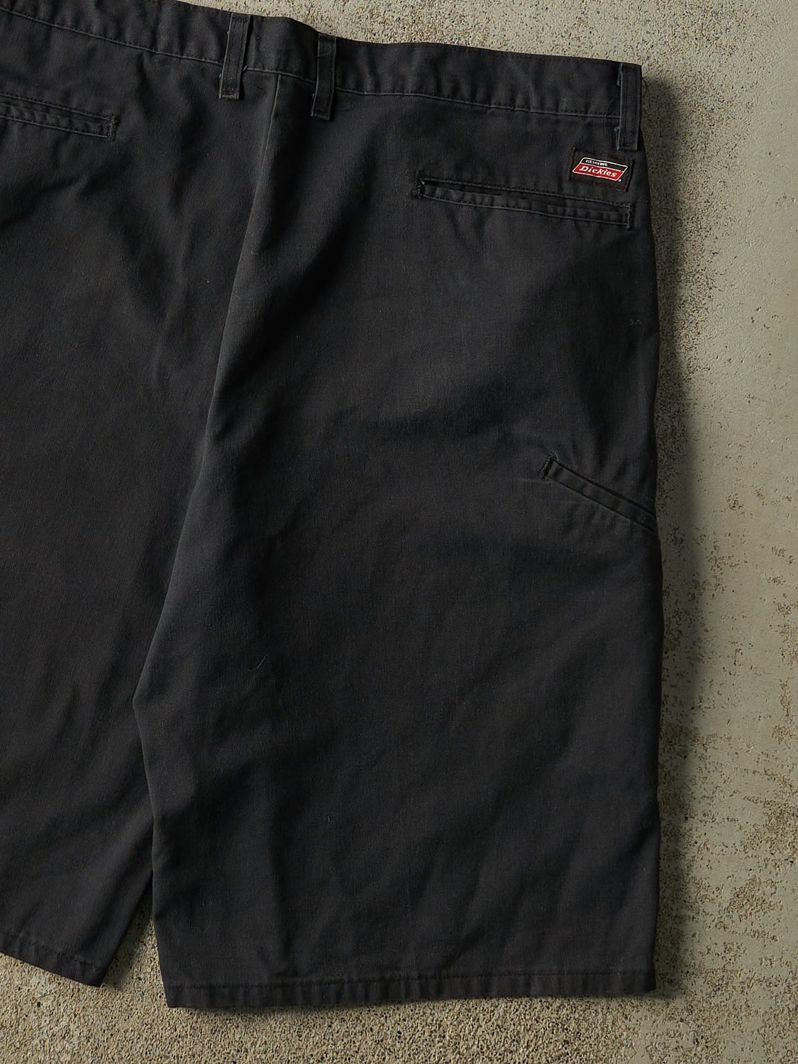 Vintage Y2K Black Dickies Work Shorts (38x12.5)