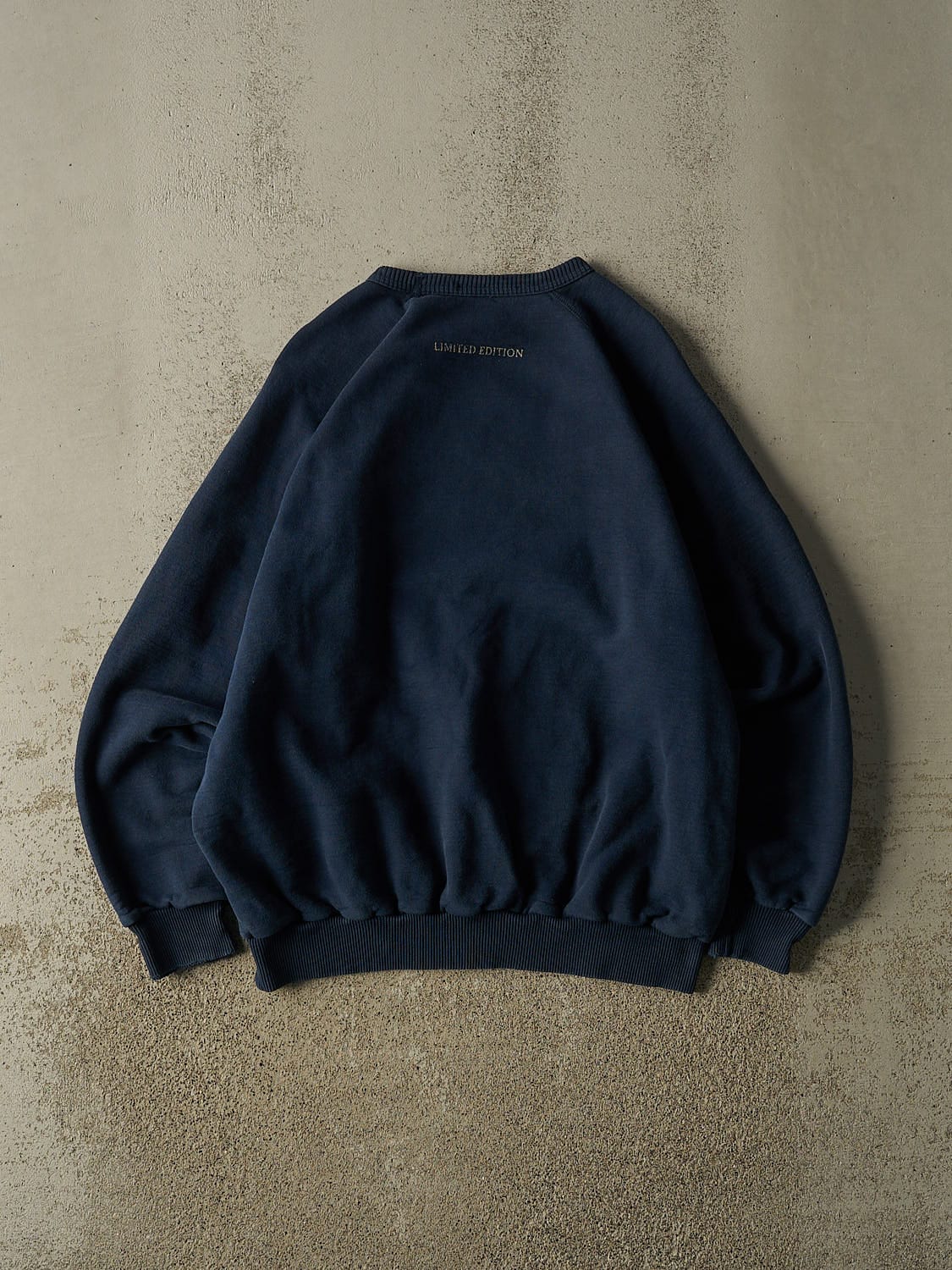 Vintage 90s Navy Blue Wind River Limited Edition Crewneck (XL)
