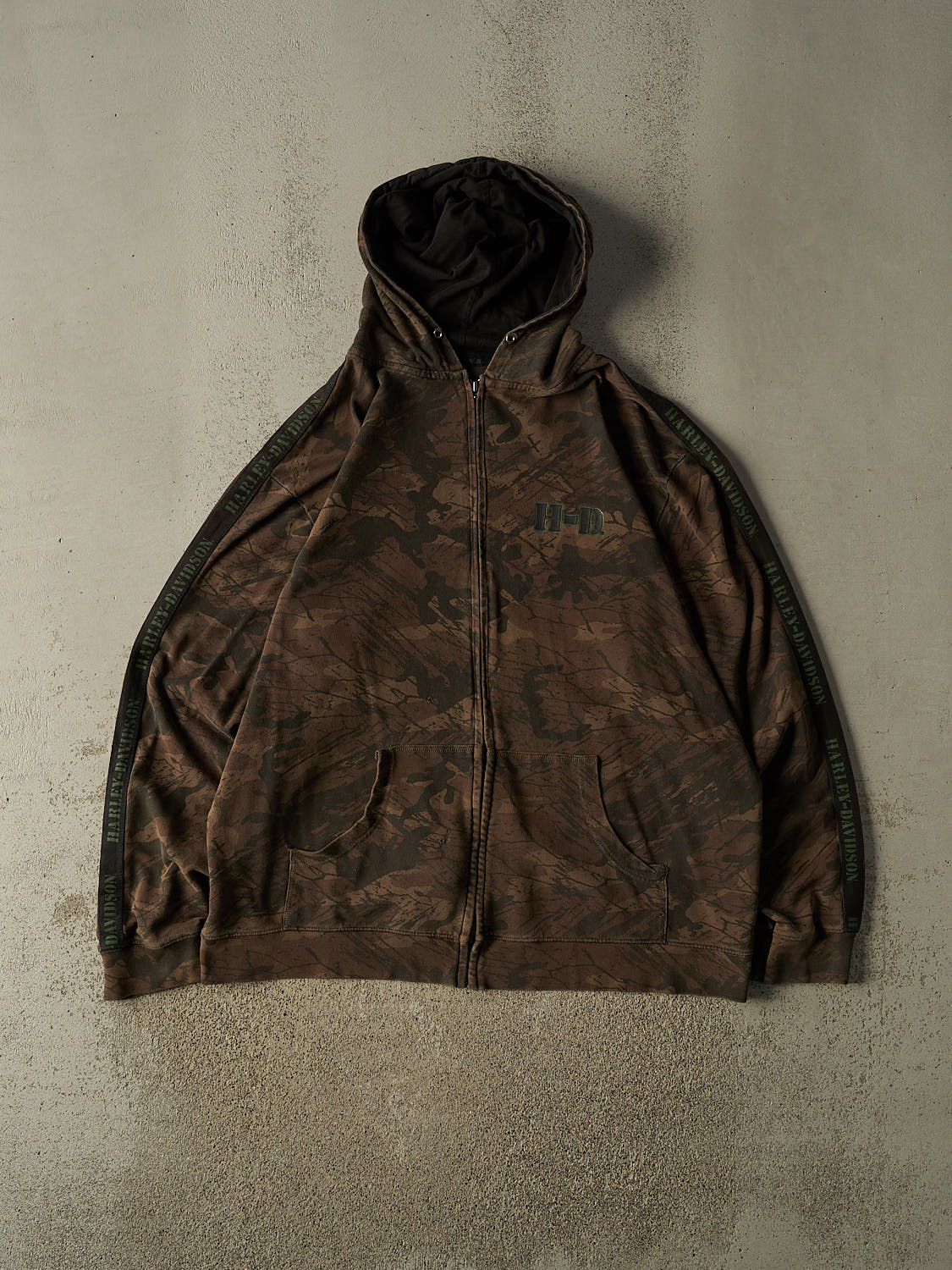 Vintage Y2K Camo Harley Davidson Embroidered Zip Up Hoodie (XXL/XXXL)