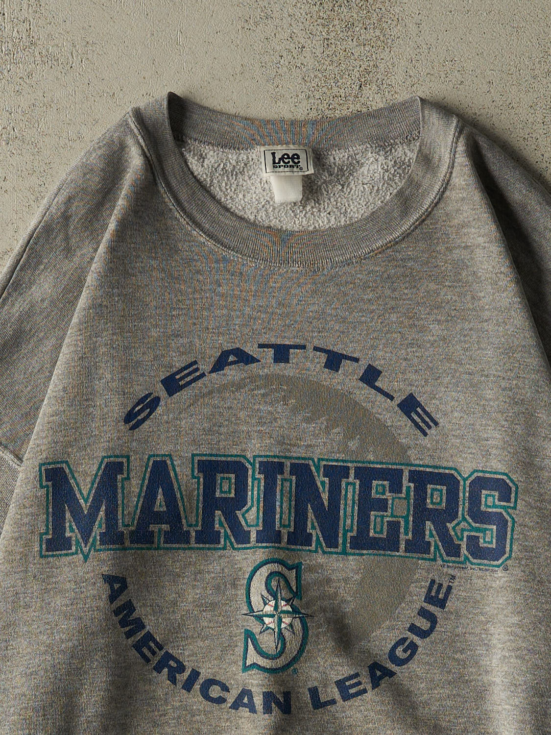 Vintage 04' Grey Seattle Mariners Crewneck (XL)