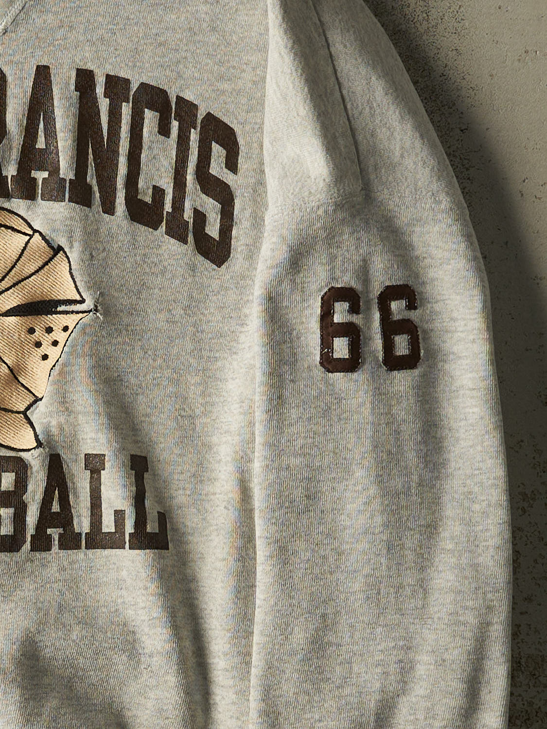 Vintage 90s Grey St. Francis Football Embroidered Crewneck (XL/XXL)