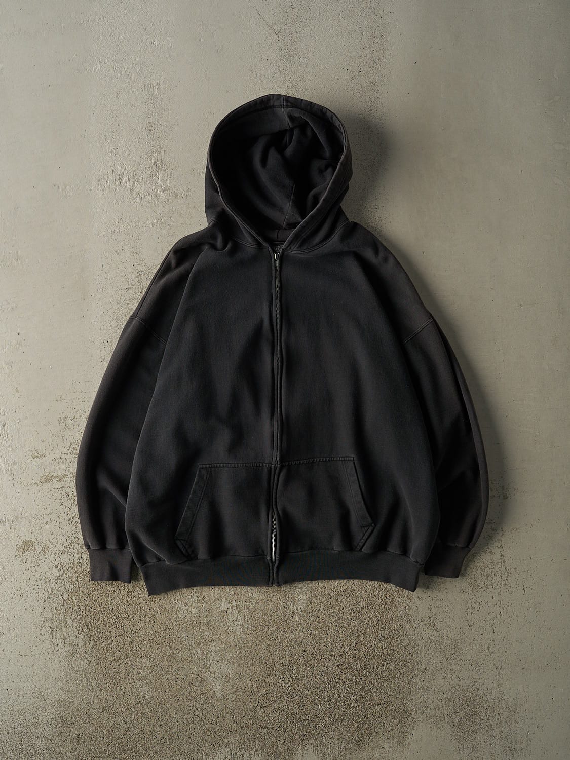 Vintage Y2K Faded Black Zip Up Blank Hoodie (XL/XXL)