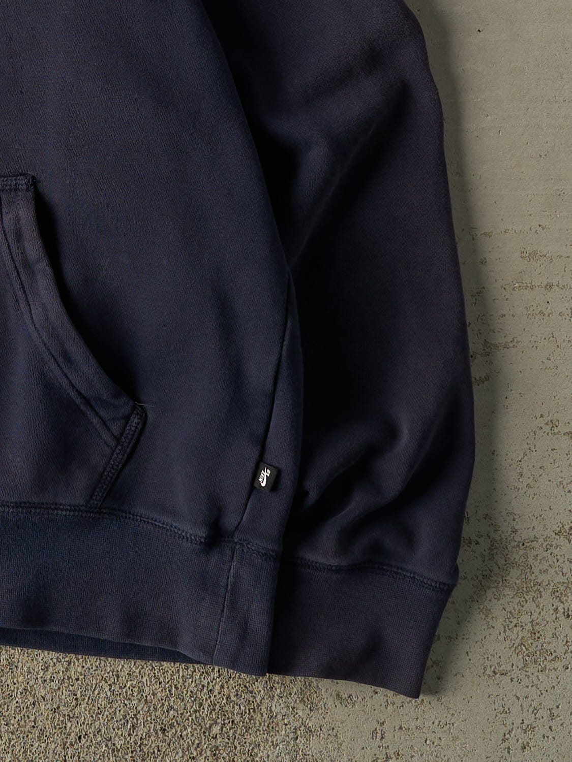 Vintage Y2K Navy Blue Nike SB Hoodie (S/M)