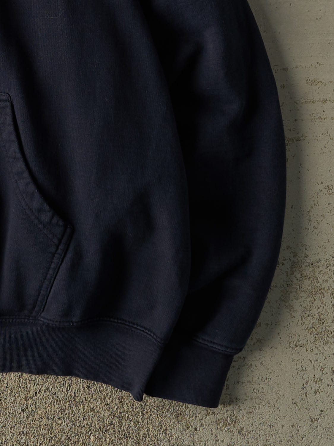 Vintage 90s Navy Blue University of Michigan Embroidered Hoodie (M)