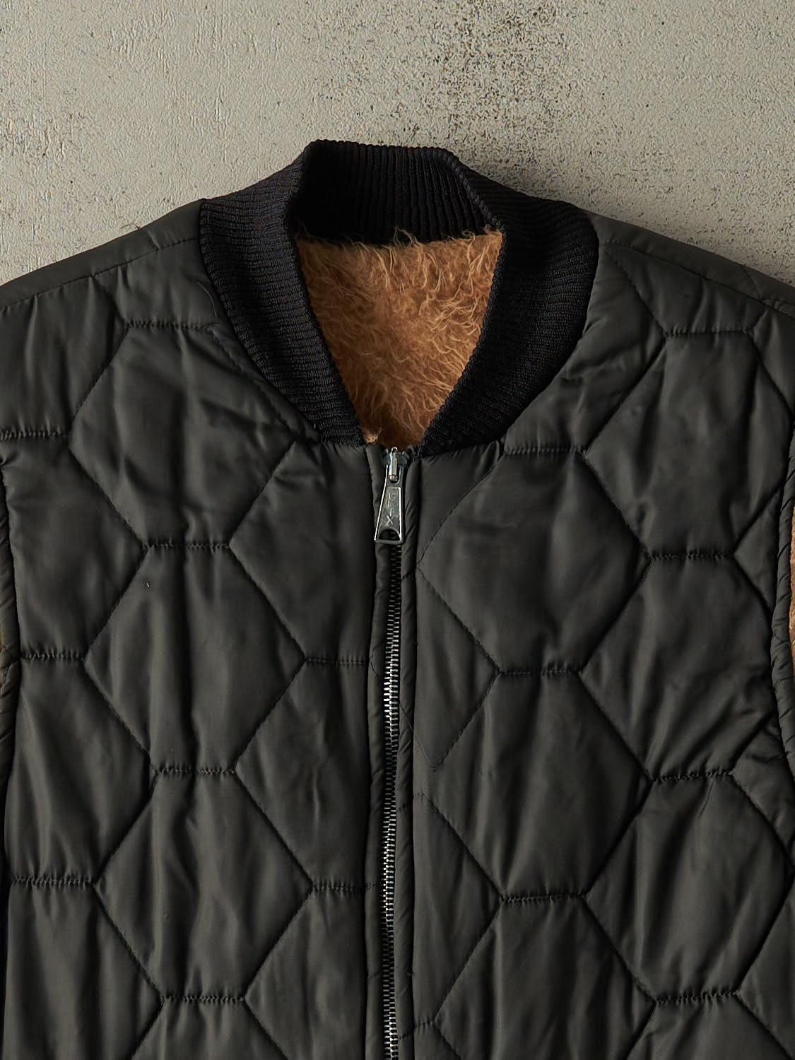 Vintage 70s Black Fur Lined Puffer Vest (M)