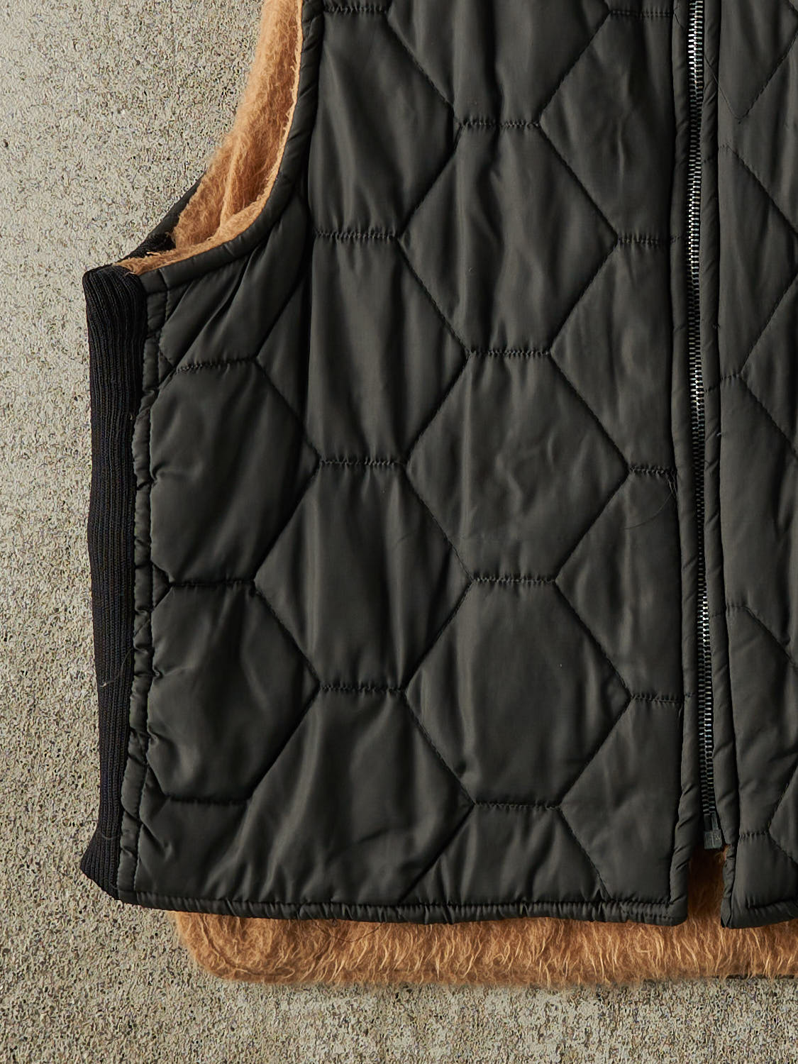 Vintage 70s Black Fur Lined Puffer Vest (M)