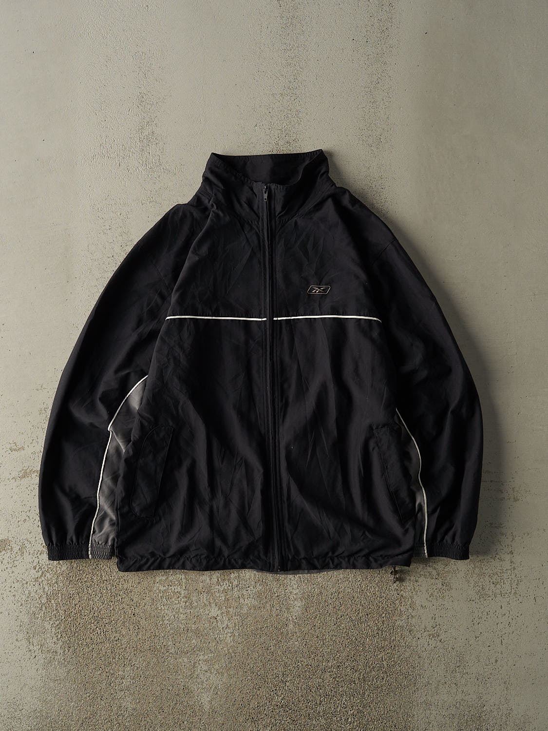 Vintage Y2K Black & Grey Reebok Embroidered Windbreaker (XL)